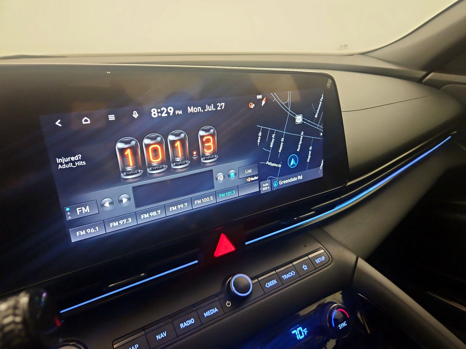 Thumbnail: 2022 Hyundai Elantra - 16