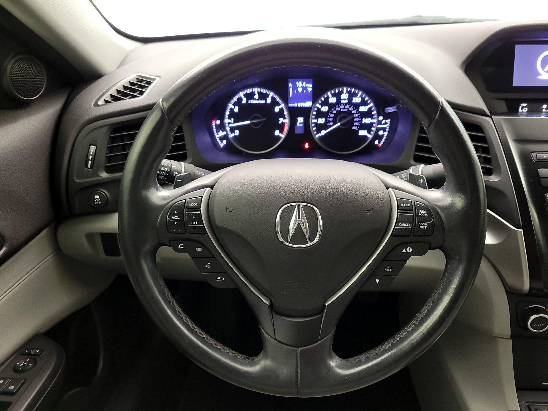 Thumbnail: 2017 Acura ILX - 10