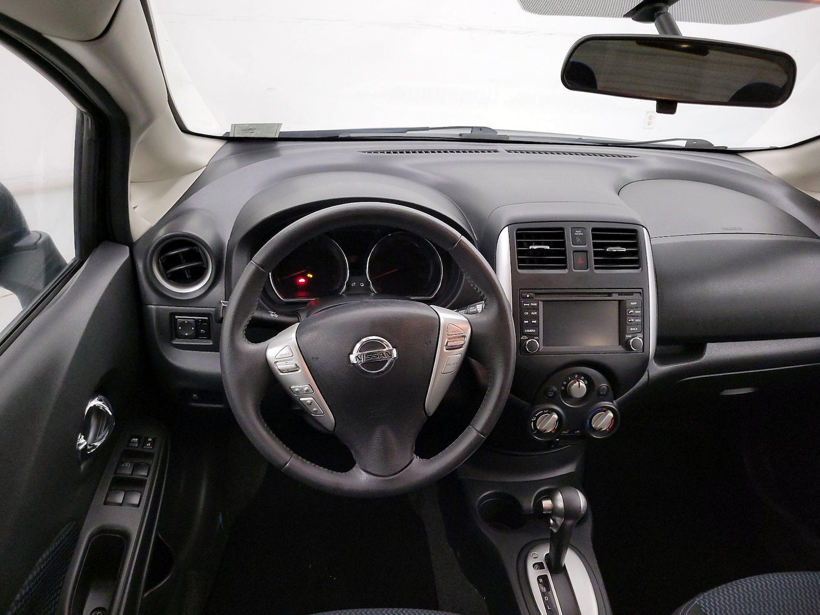 2014 Nissan Versa Note SV - Photo 11