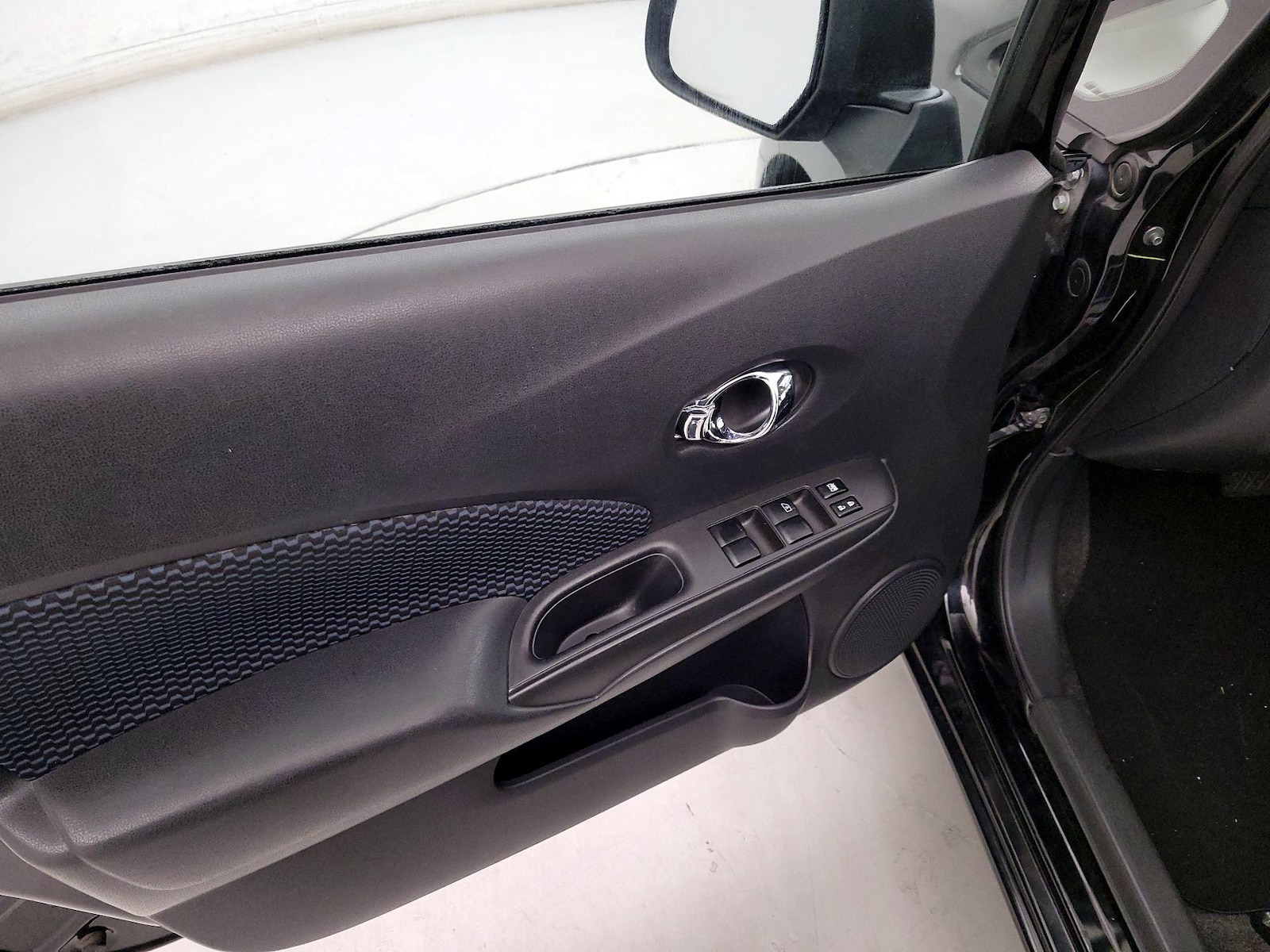 2014 Nissan Versa Note SV - Photo 13