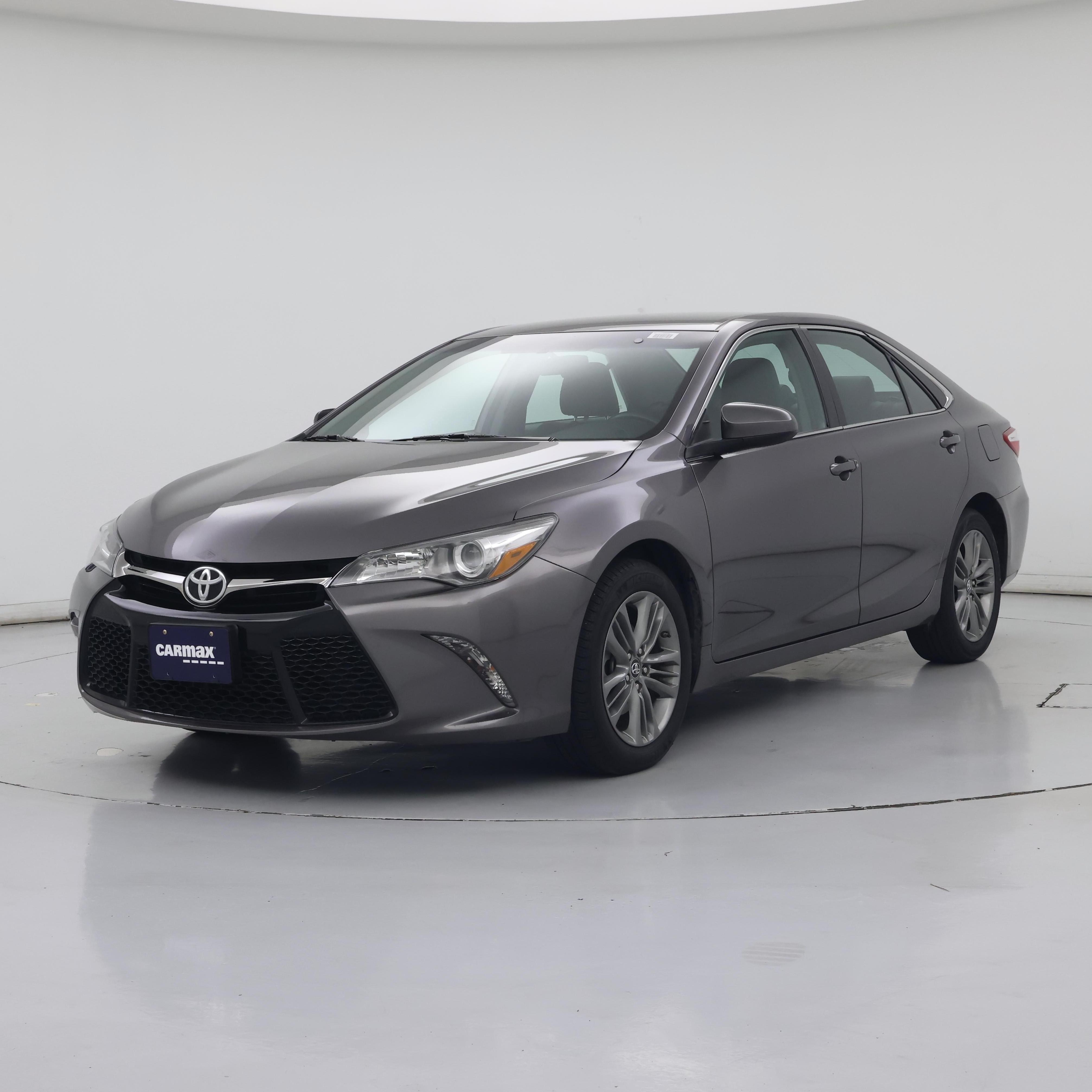 Thumbnail: 2016 Toyota Camry - 4
