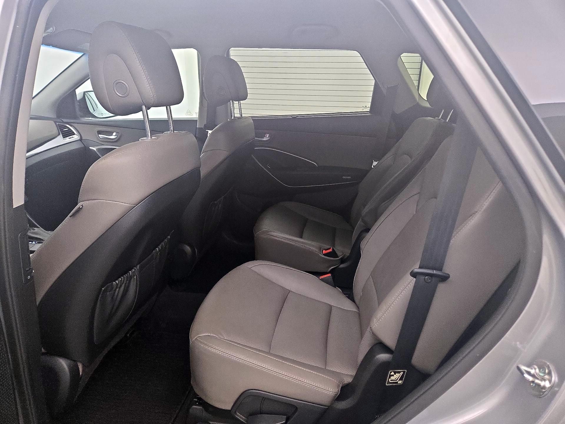 Thumbnail: 2015 Hyundai Santa Fe - 19