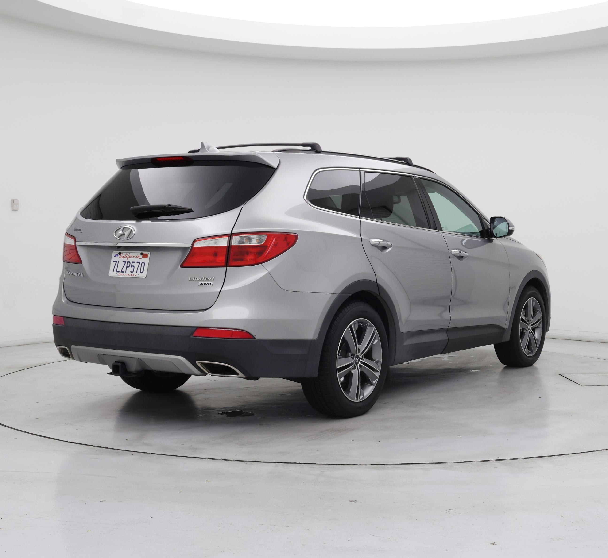 Thumbnail: 2015 Hyundai Santa Fe - 8