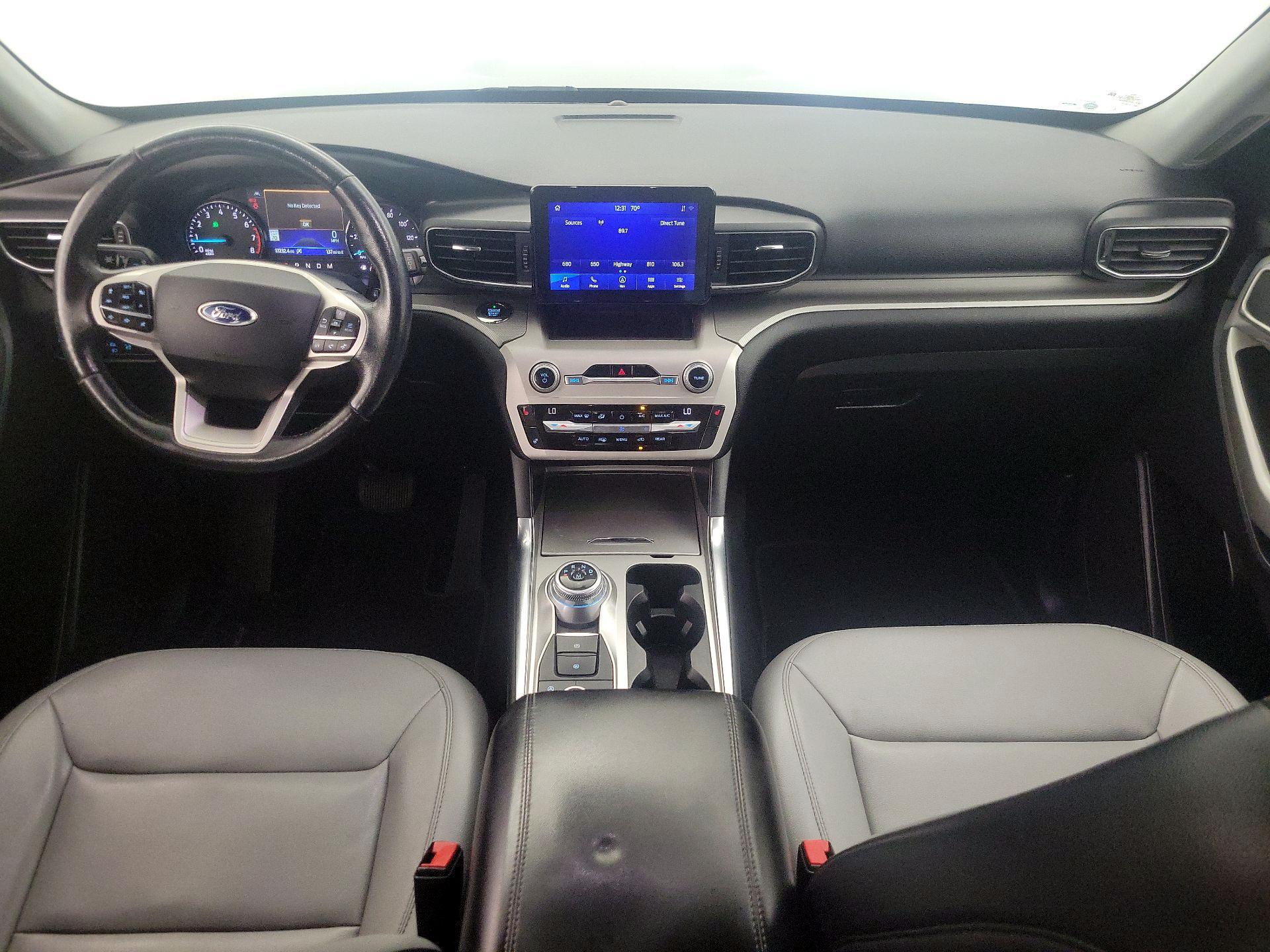 Thumbnail: 2021 Ford Explorer - 9