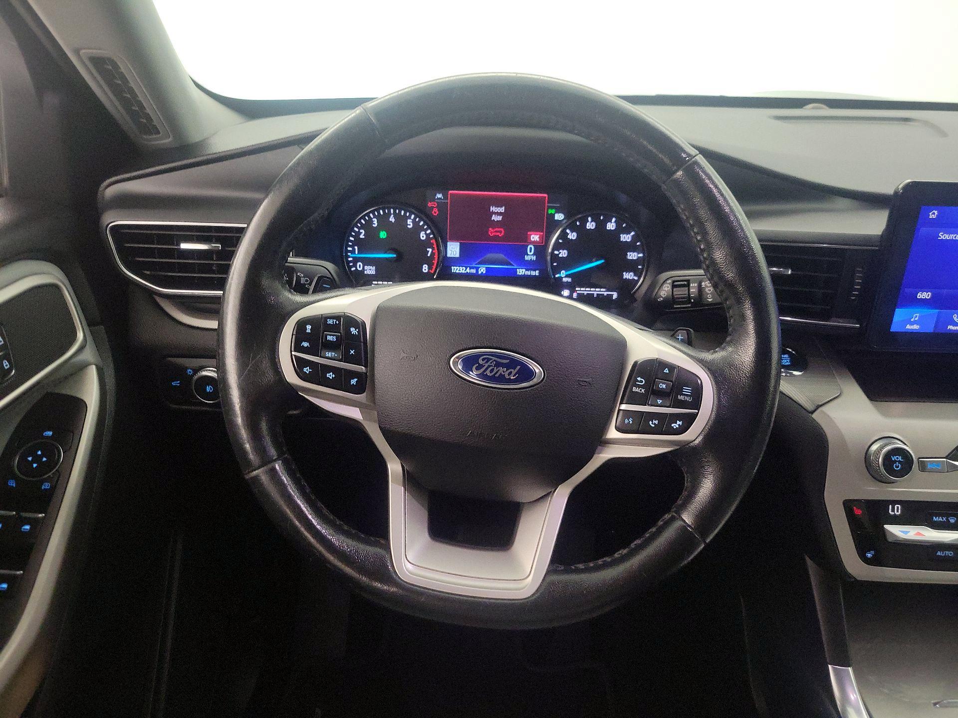 Thumbnail: 2021 Ford Explorer - 10