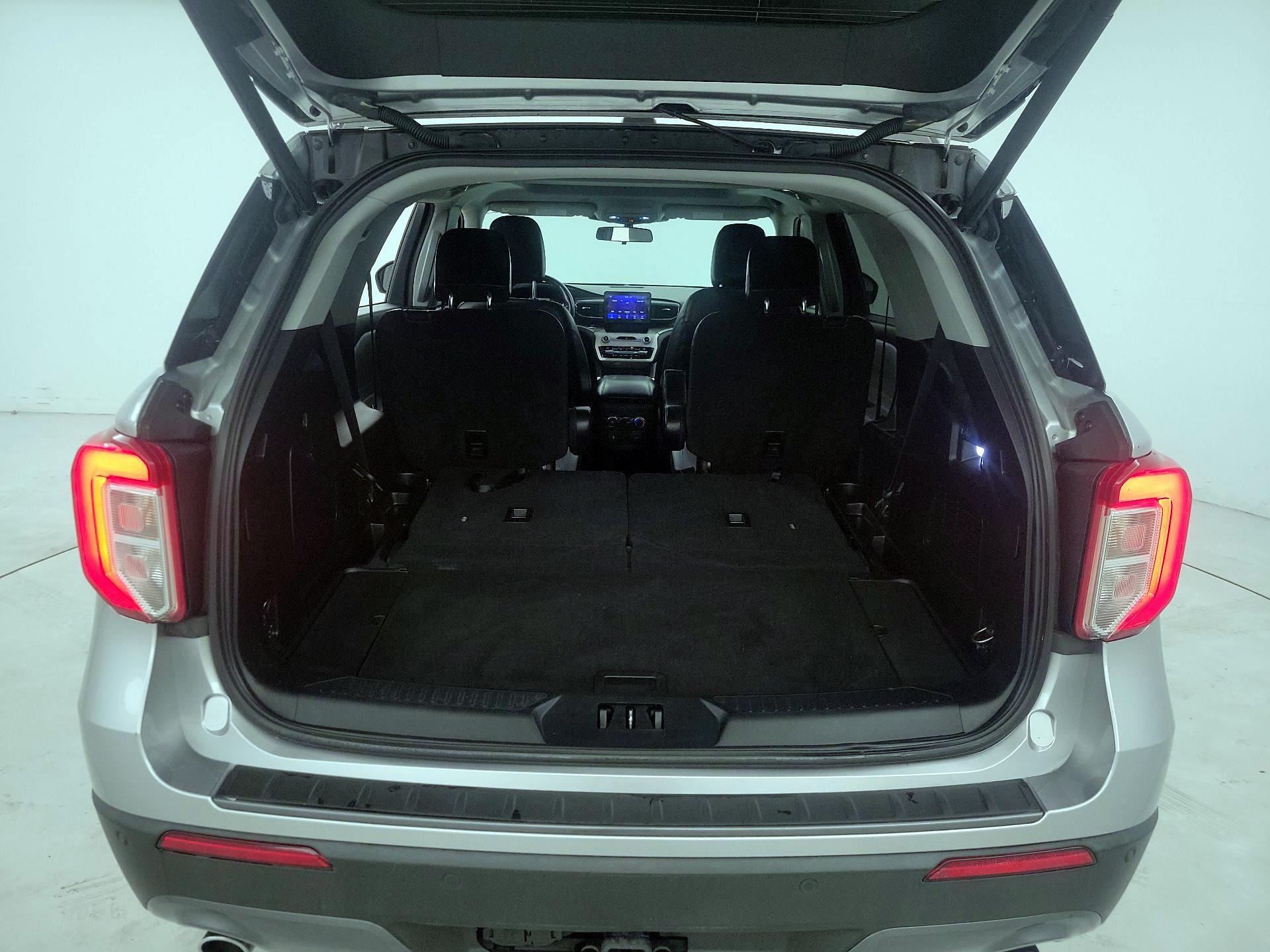 Thumbnail: 2021 Ford Explorer - 20