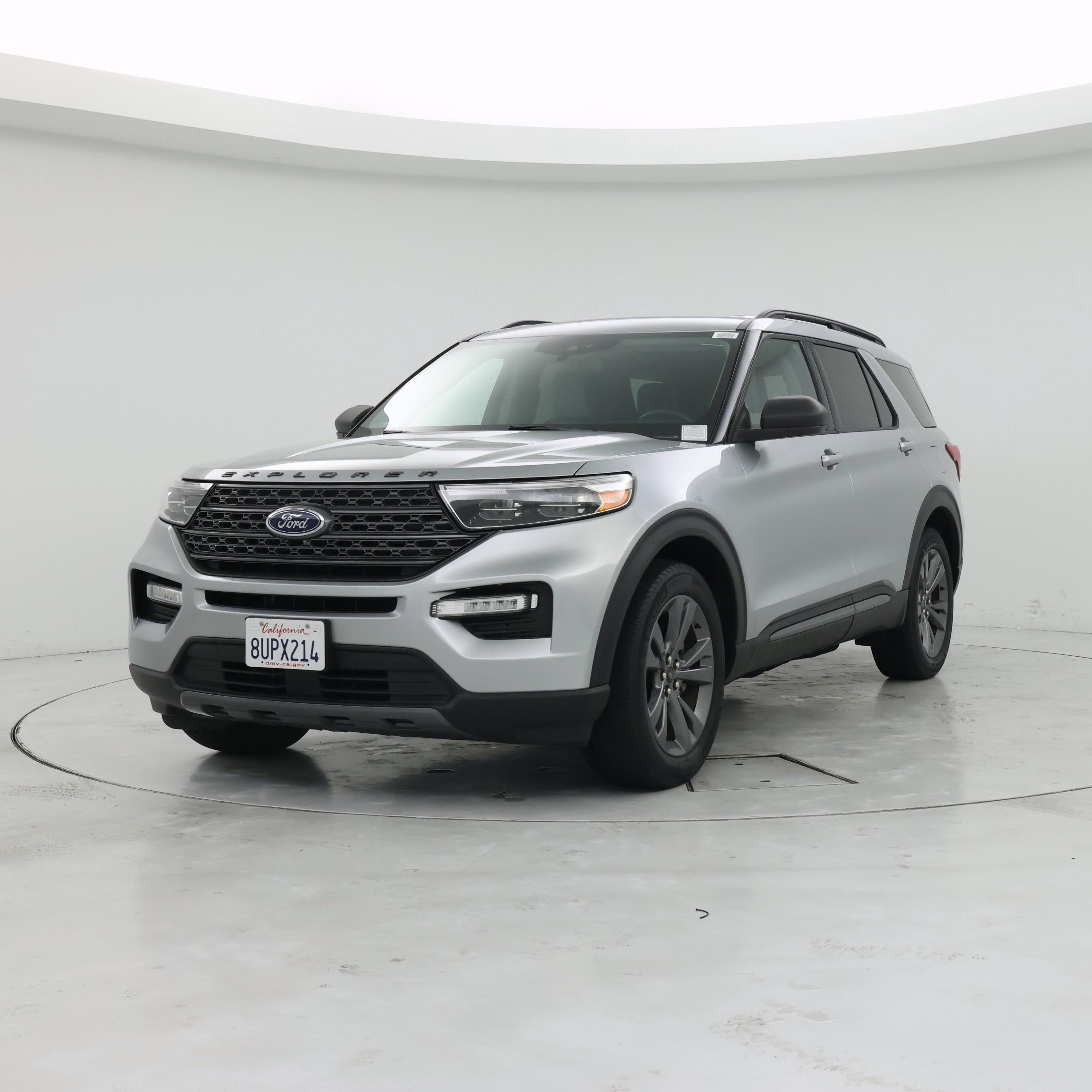 Thumbnail: 2021 Ford Explorer - 4