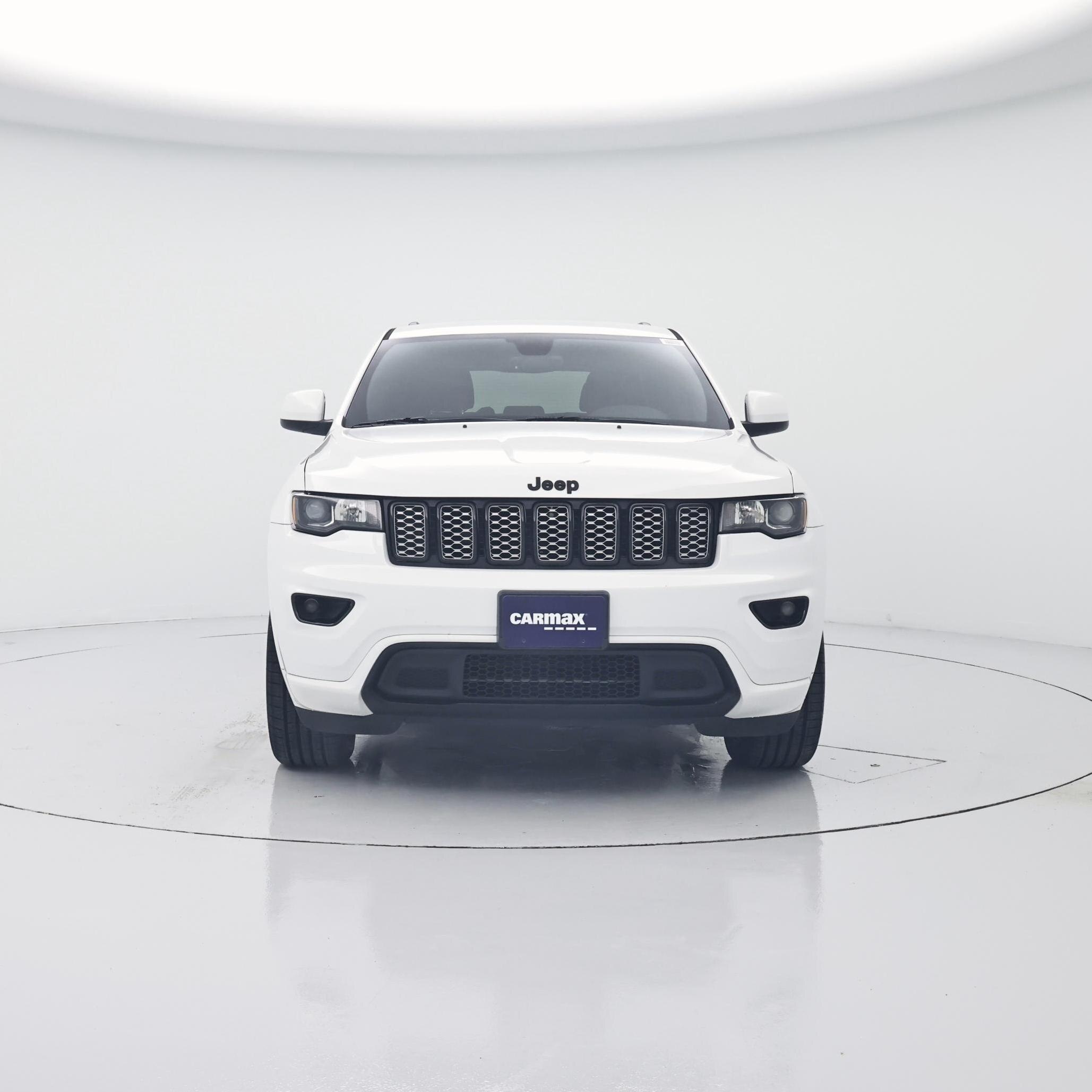Thumbnail: 2017 Jeep Grand Cherokee - 5