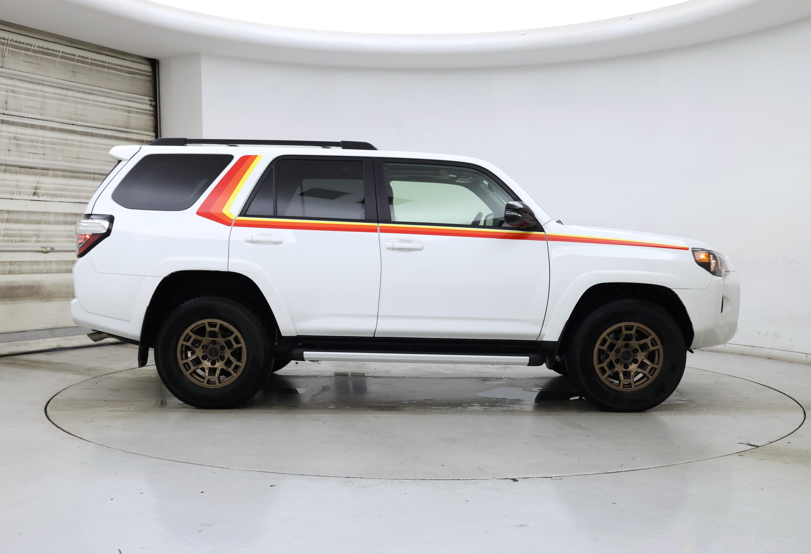 Thumbnail: 2023 Toyota 4Runner - 7