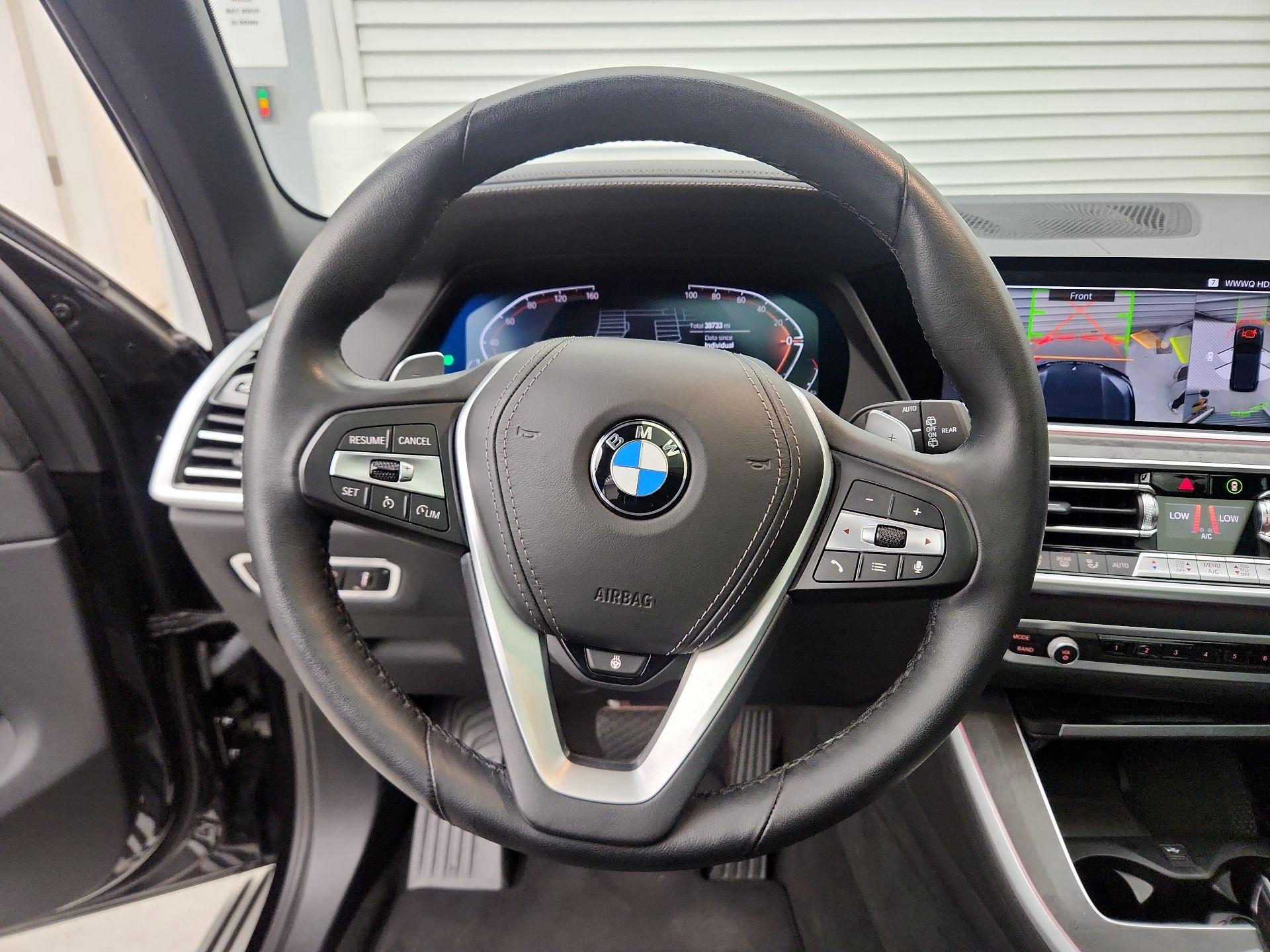Thumbnail: 2022 BMW X5 - 10