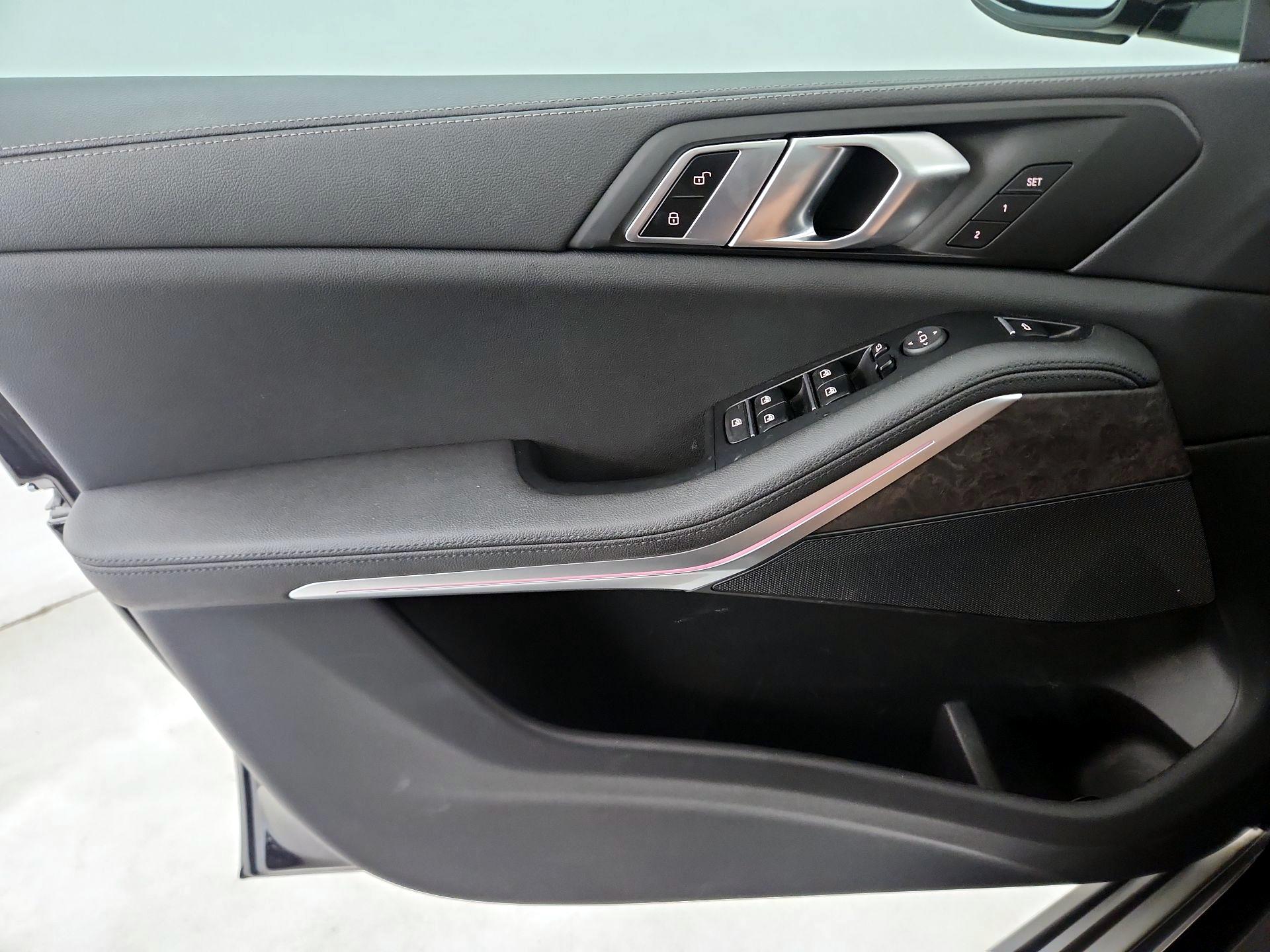 Thumbnail: 2022 BMW X5 - 12