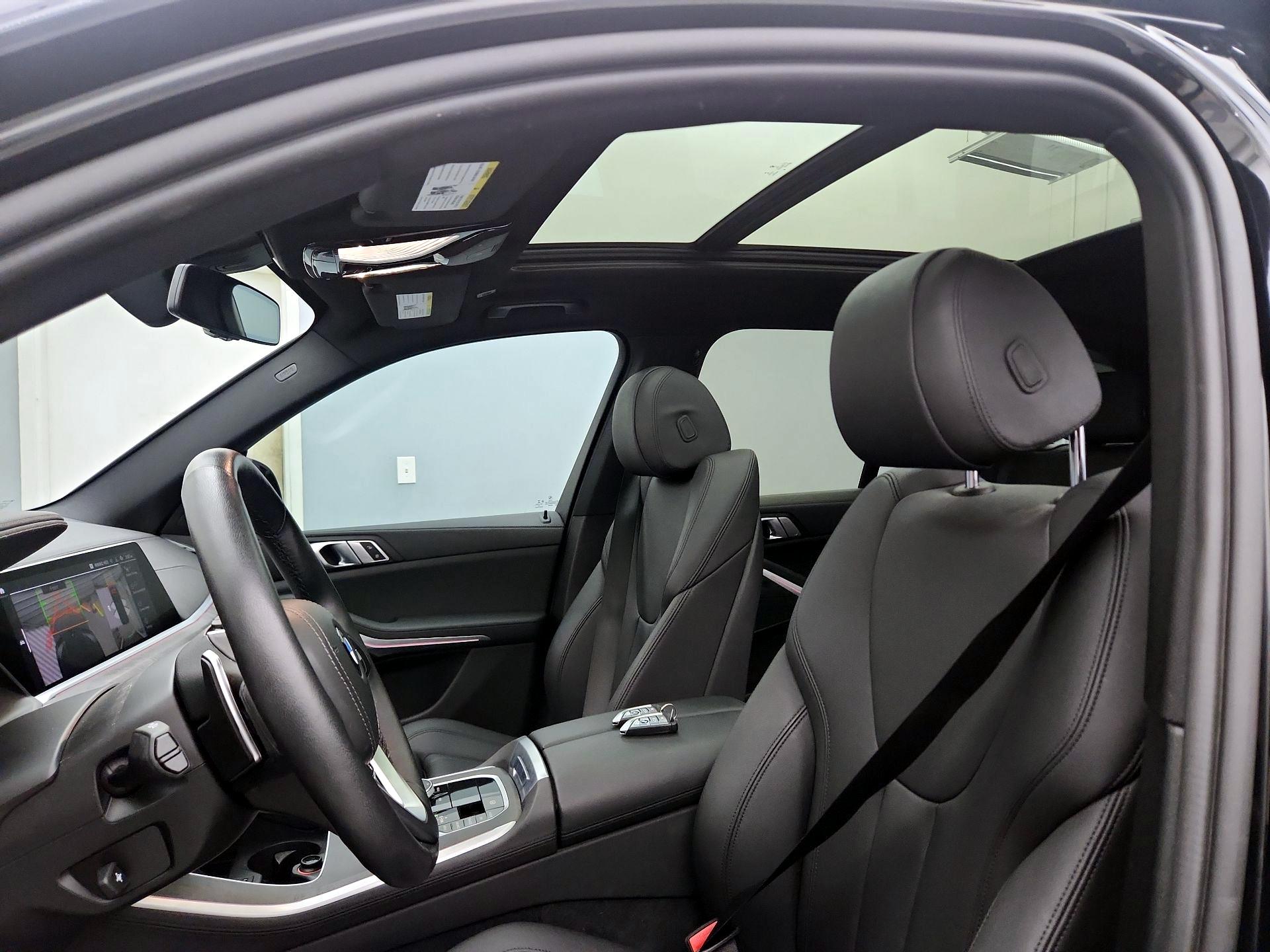 Thumbnail: 2022 BMW X5 - 20