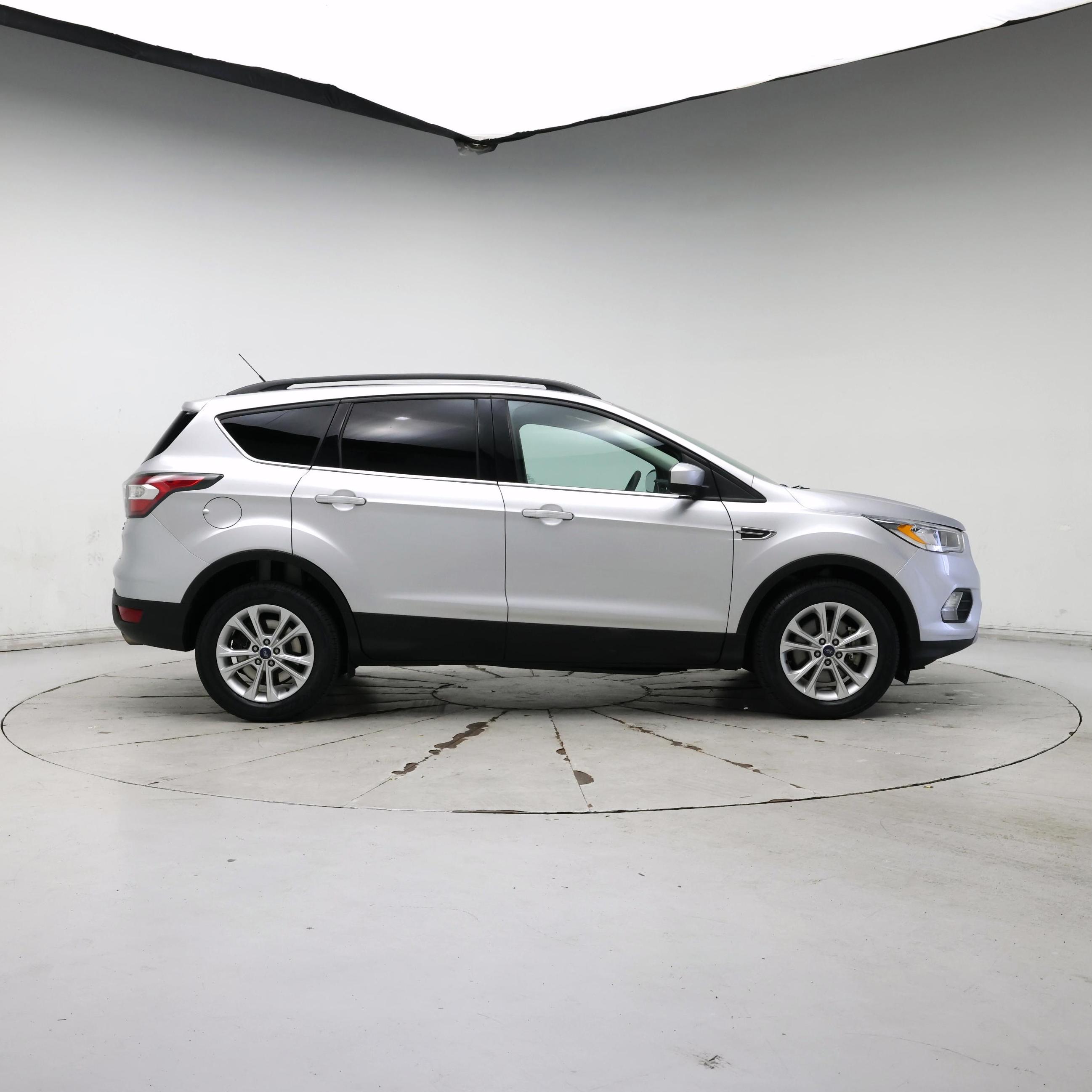 Thumbnail: 2017 Ford Escape - 7