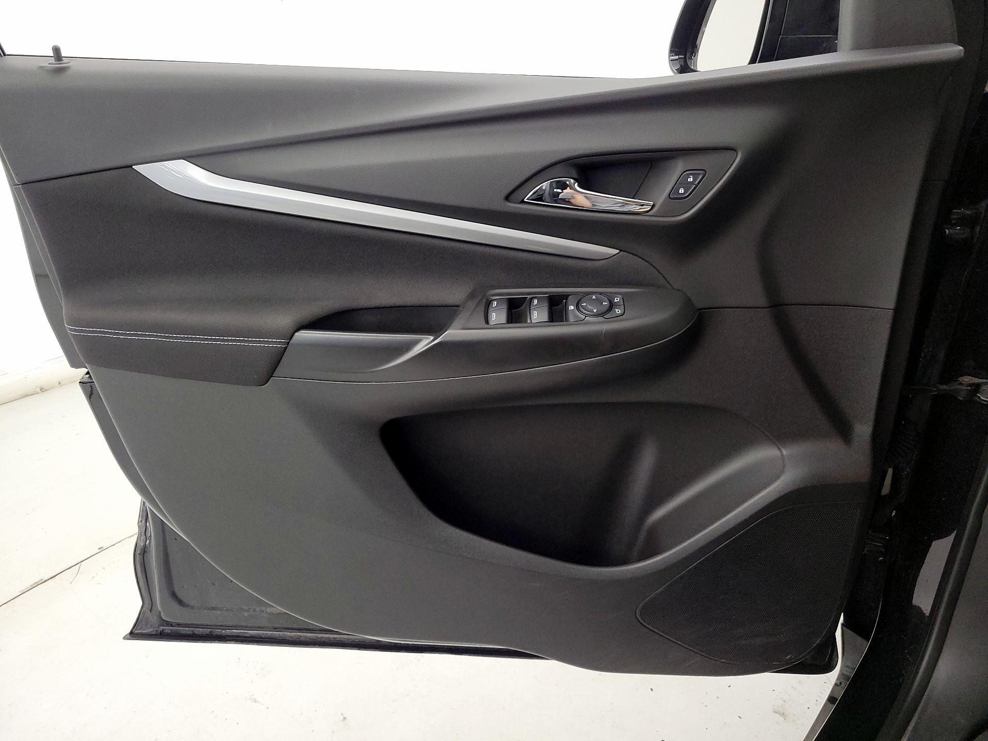Thumbnail: 2023 Chevrolet Bolt EUV - 12