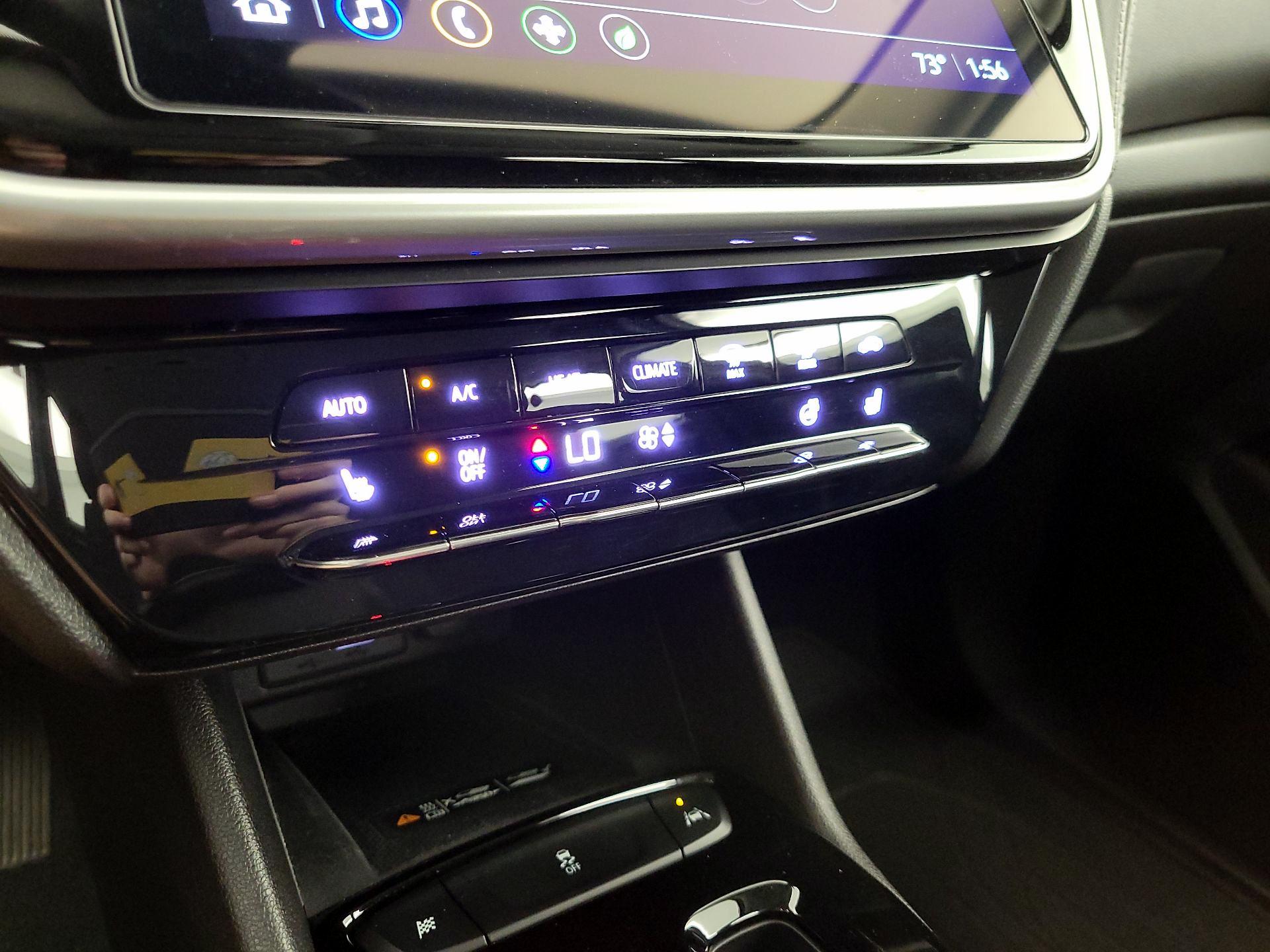 Thumbnail: 2023 Chevrolet Bolt EUV - 16