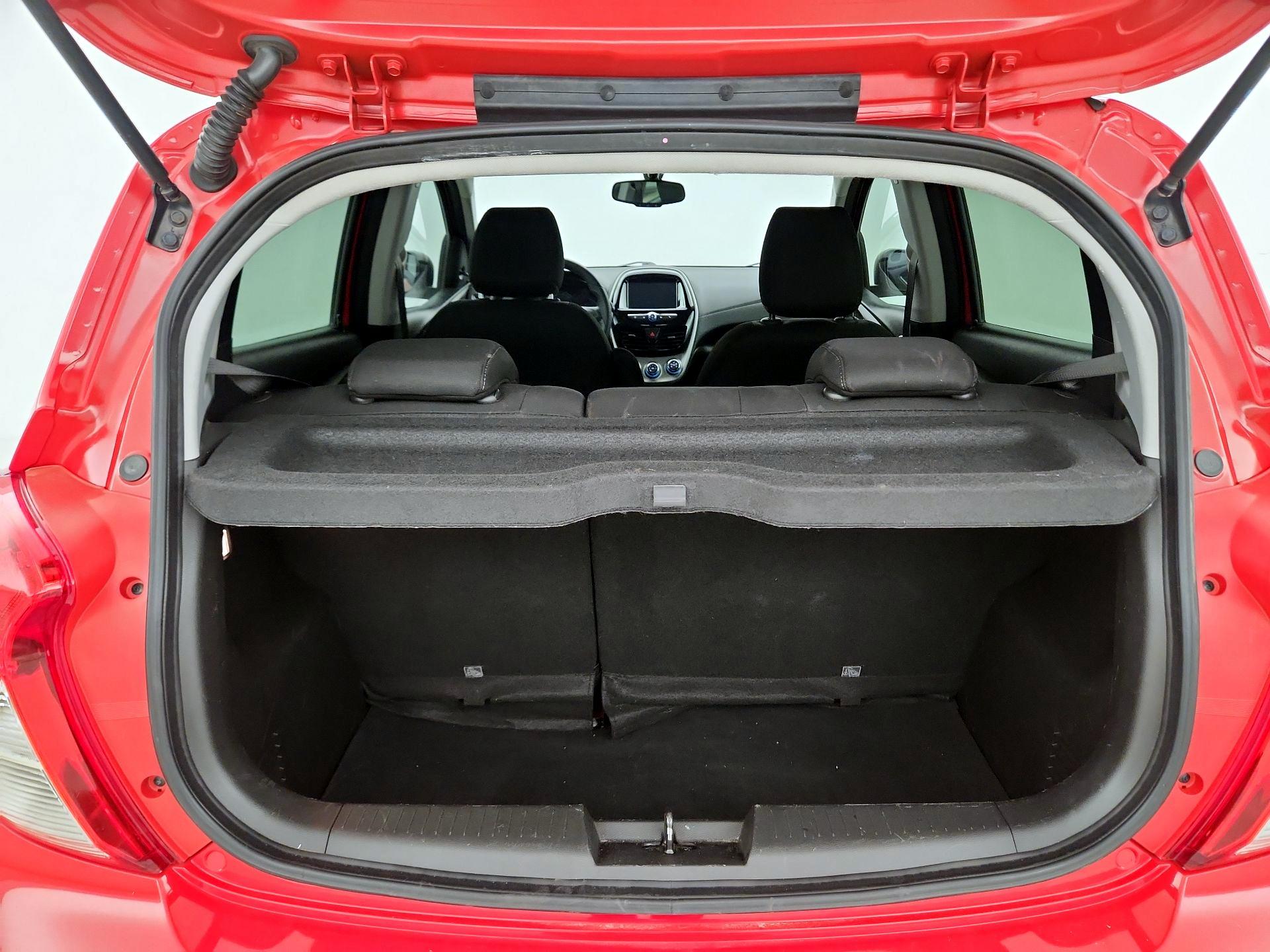 Thumbnail: 2018 Chevrolet Spark - 20