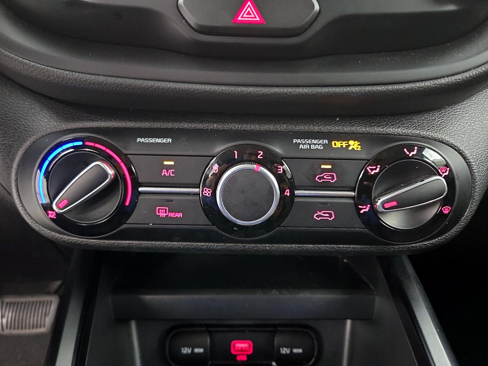 Thumbnail: 2020 Kia Soul - 16