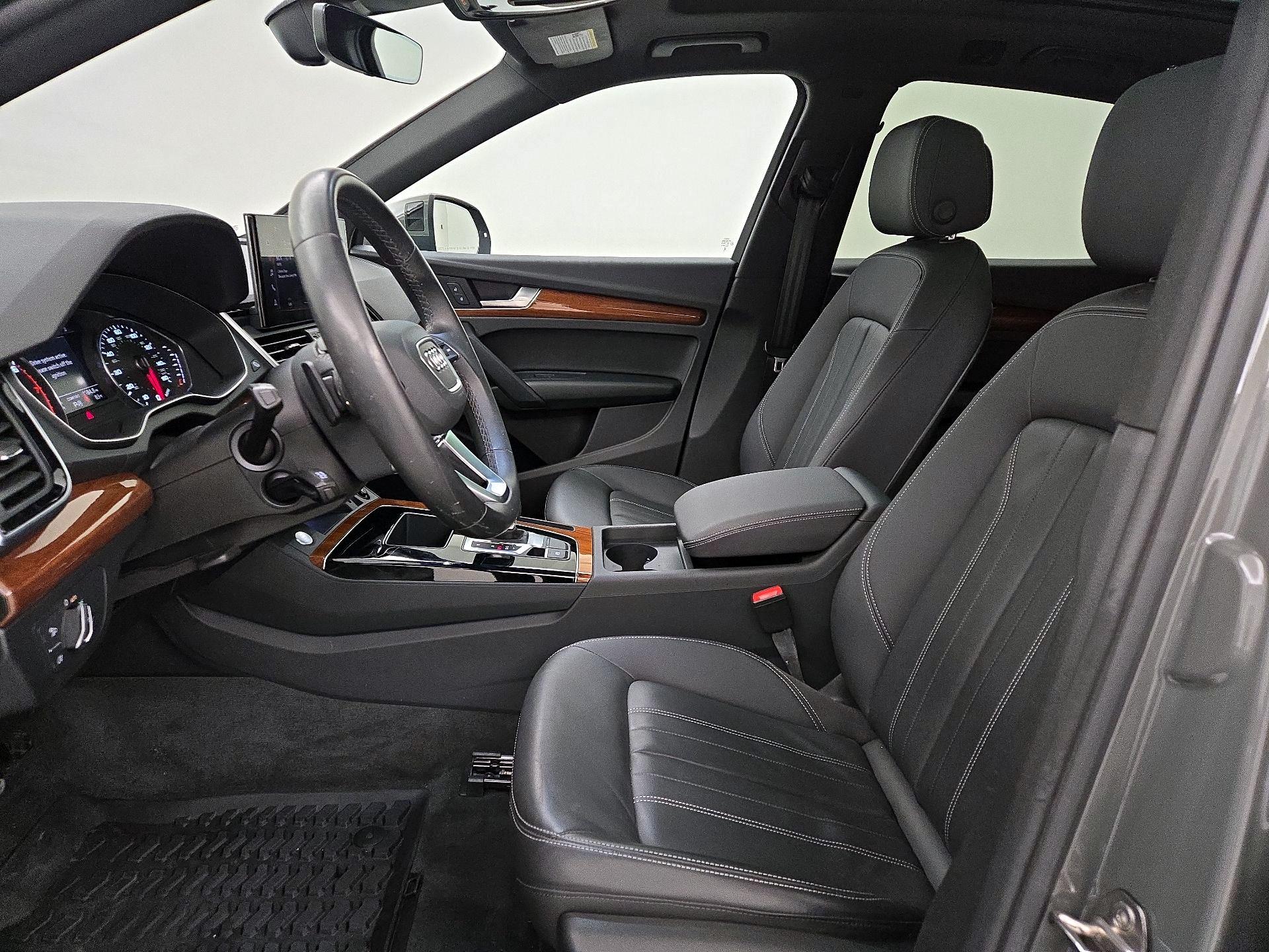 Thumbnail: 2023 Audi Q5 - 11