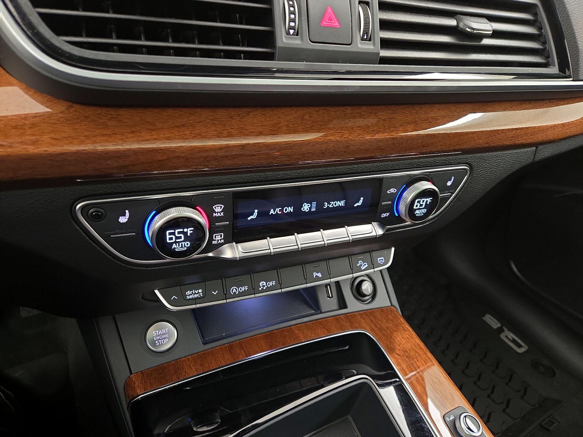 Thumbnail: 2023 Audi Q5 - 16