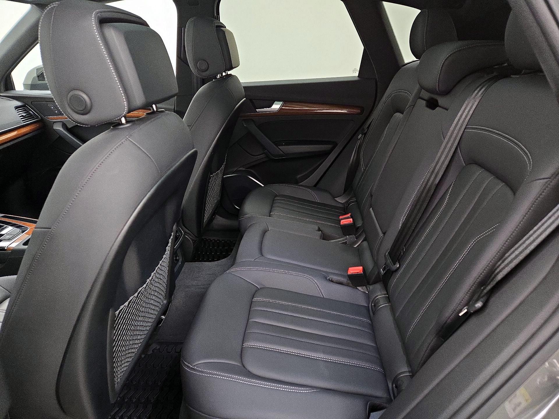 Thumbnail: 2023 Audi Q5 - 20