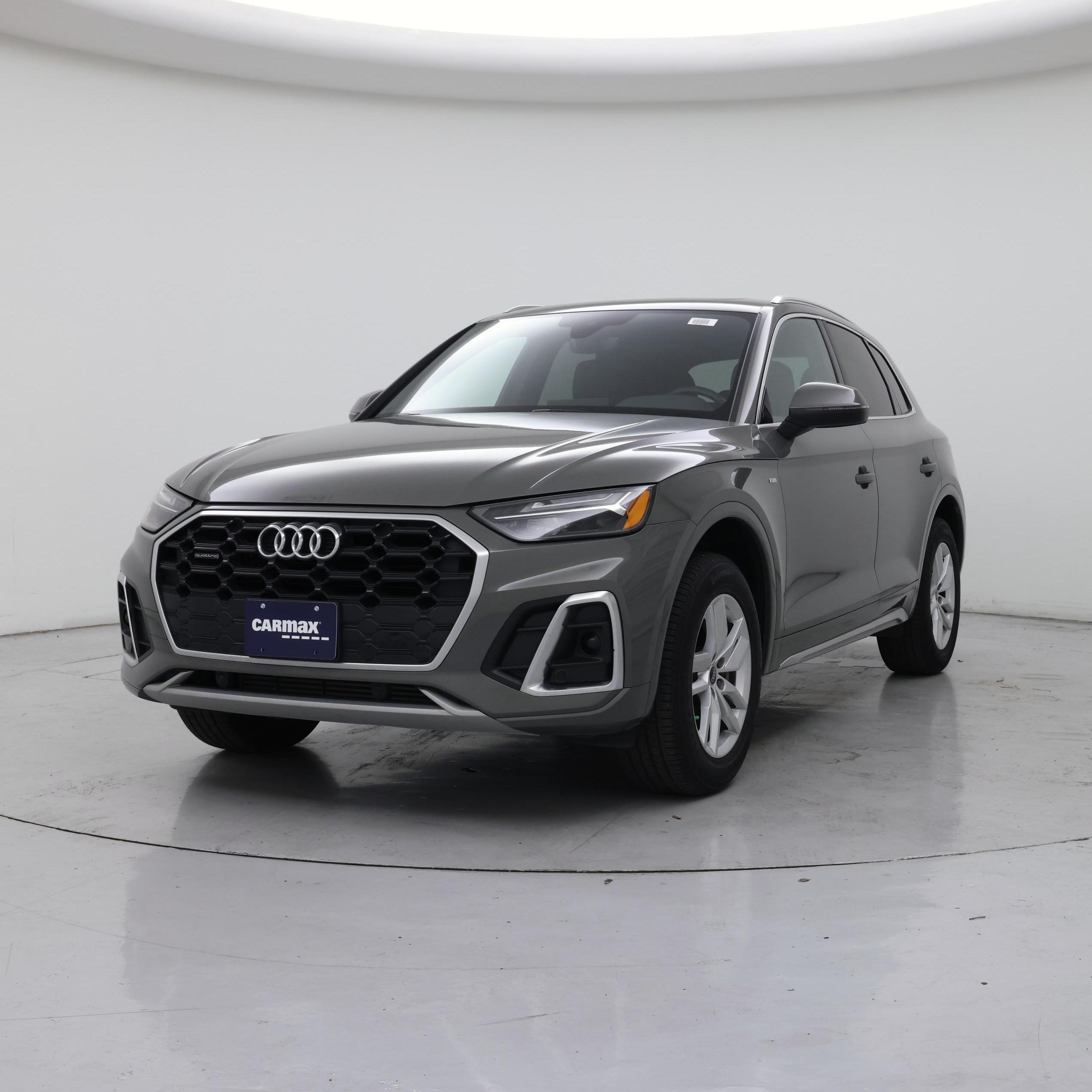 Thumbnail: 2023 Audi Q5 - 4
