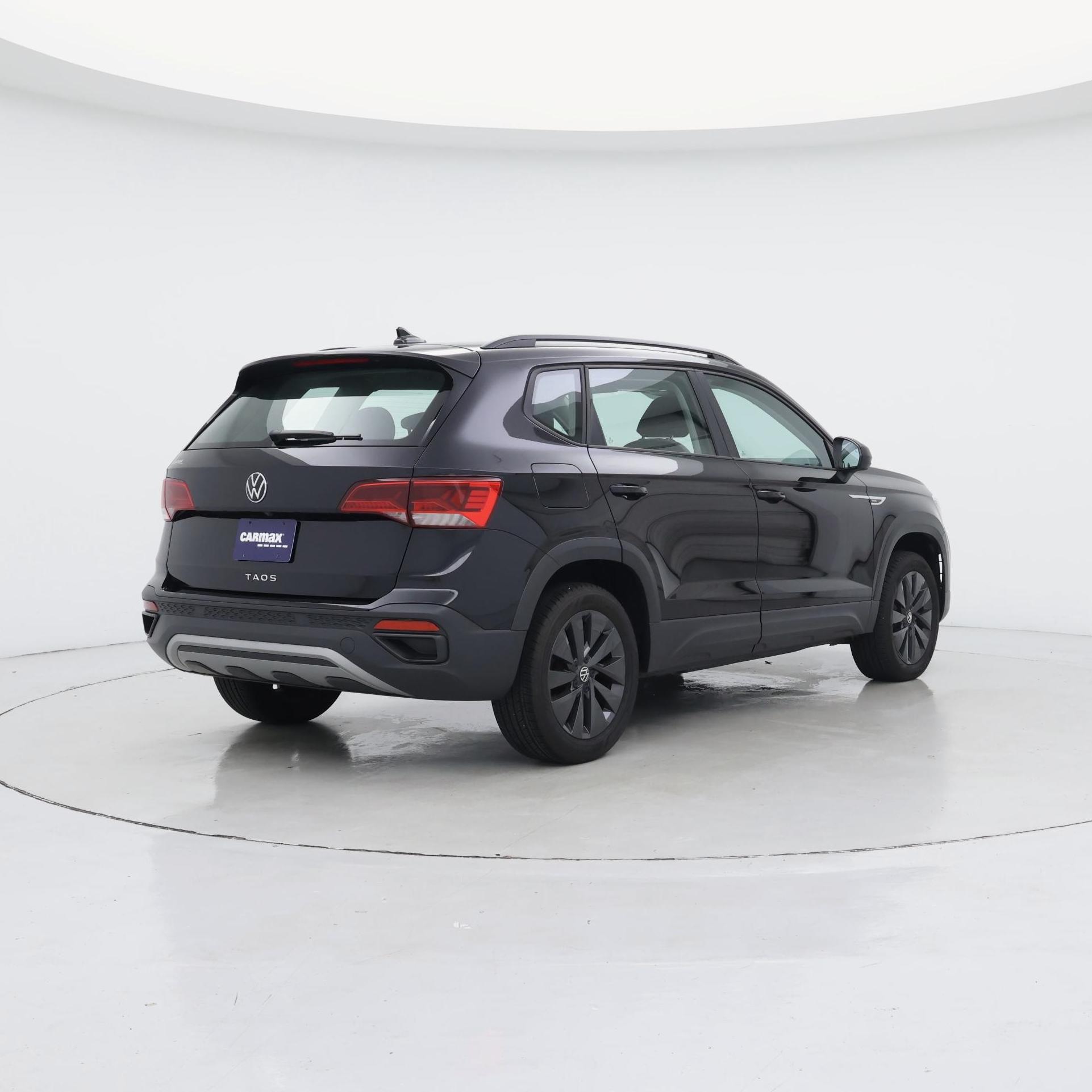 Thumbnail: 2024 Volkswagen Taos - 8