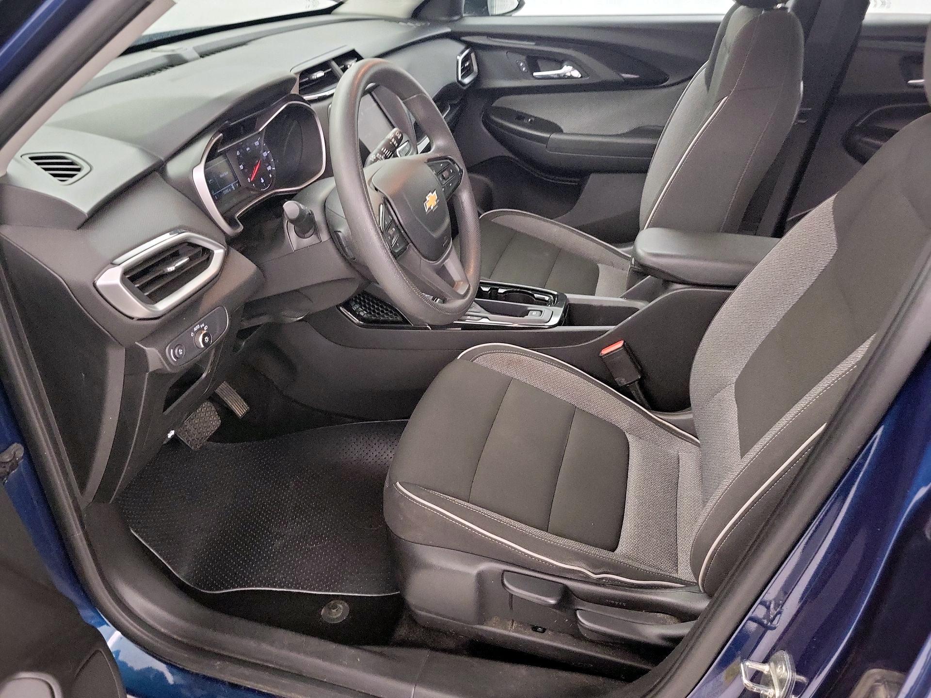 Thumbnail: 2021 Chevrolet TrailBlazer - 11
