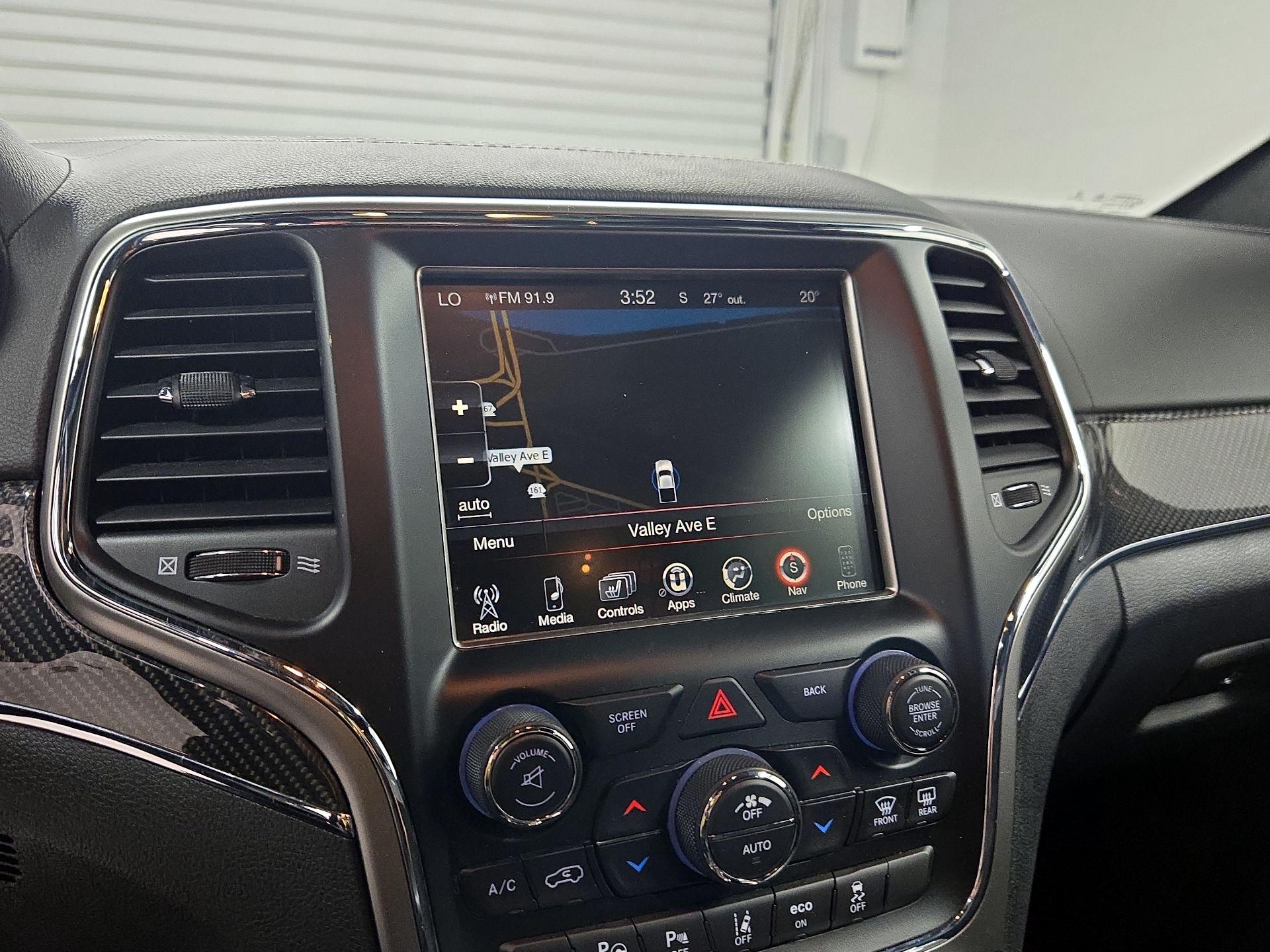 Thumbnail: 2017 Jeep Grand Cherokee - 14