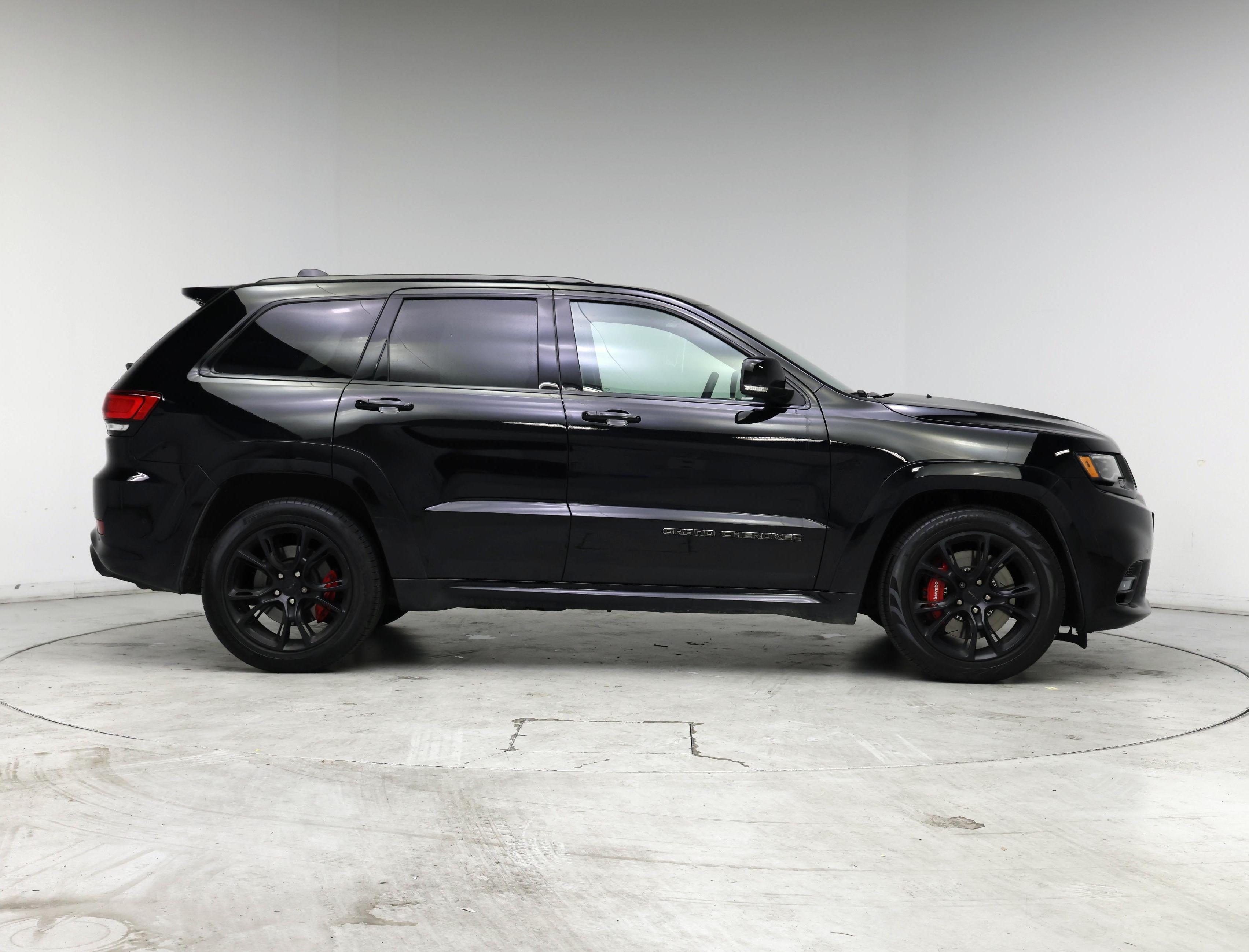 Thumbnail: 2017 Jeep Grand Cherokee - 7