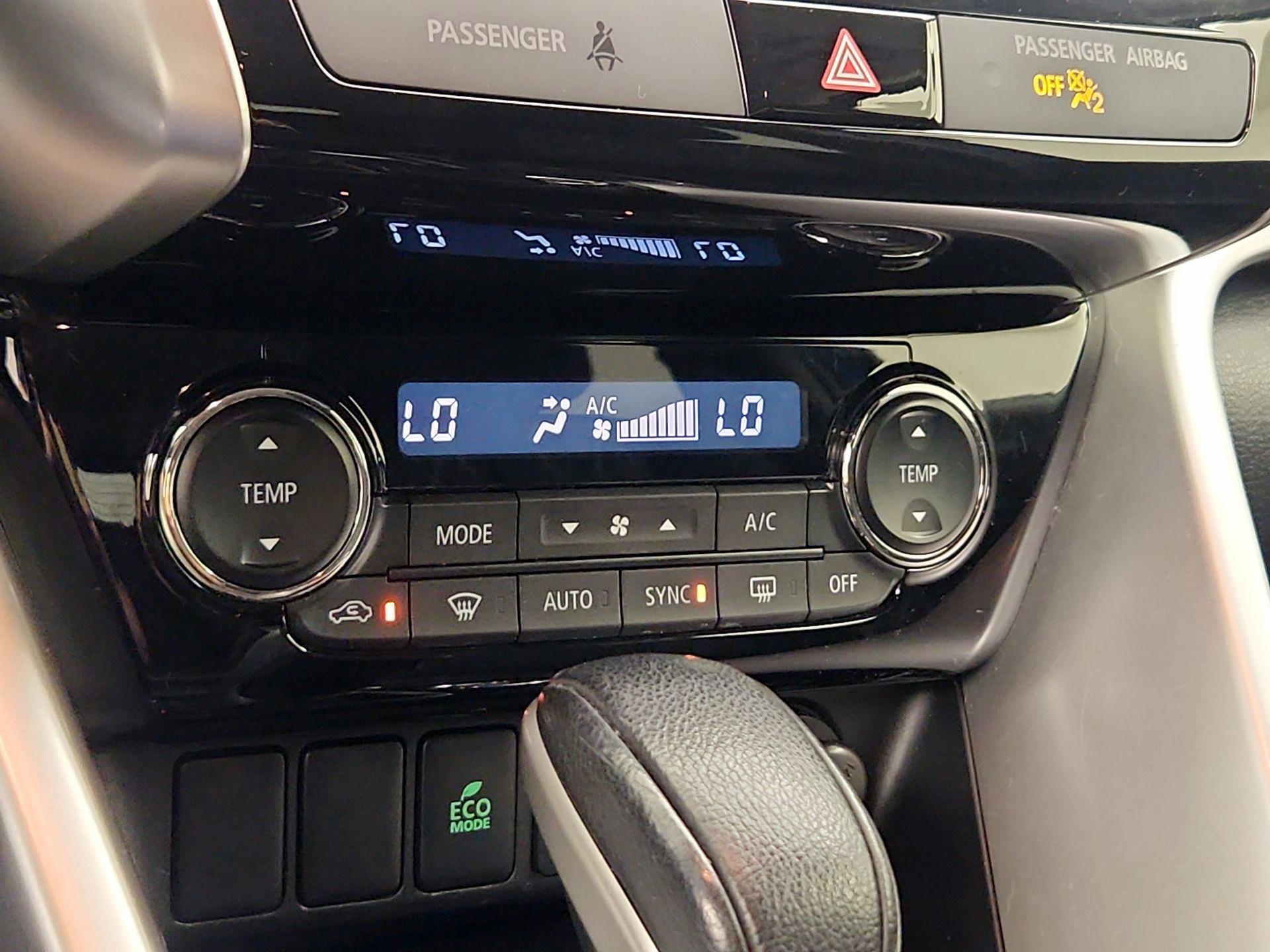 Thumbnail: 2018 Mitsubishi Eclipse Cross - 16