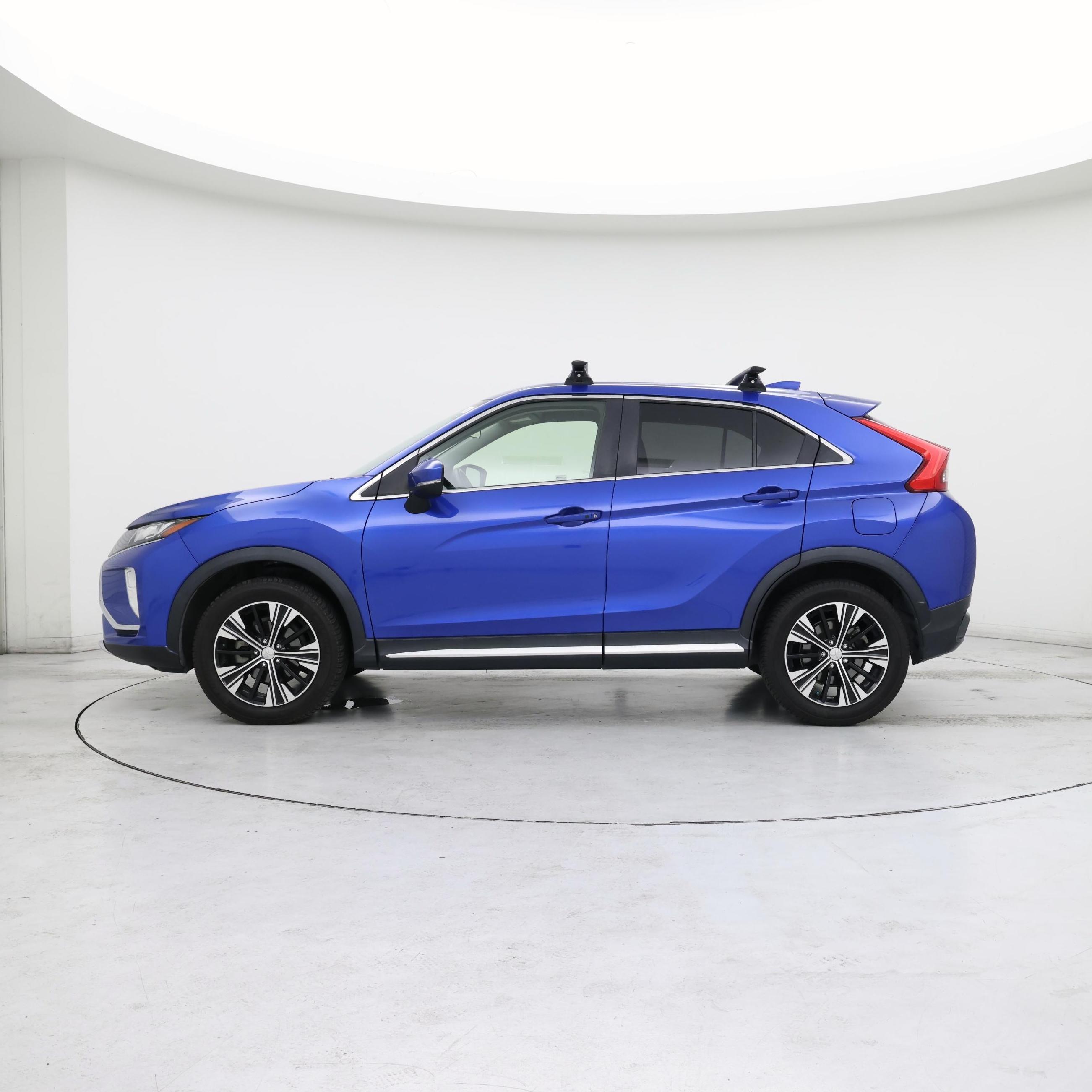 Thumbnail: 2018 Mitsubishi Eclipse Cross - 3
