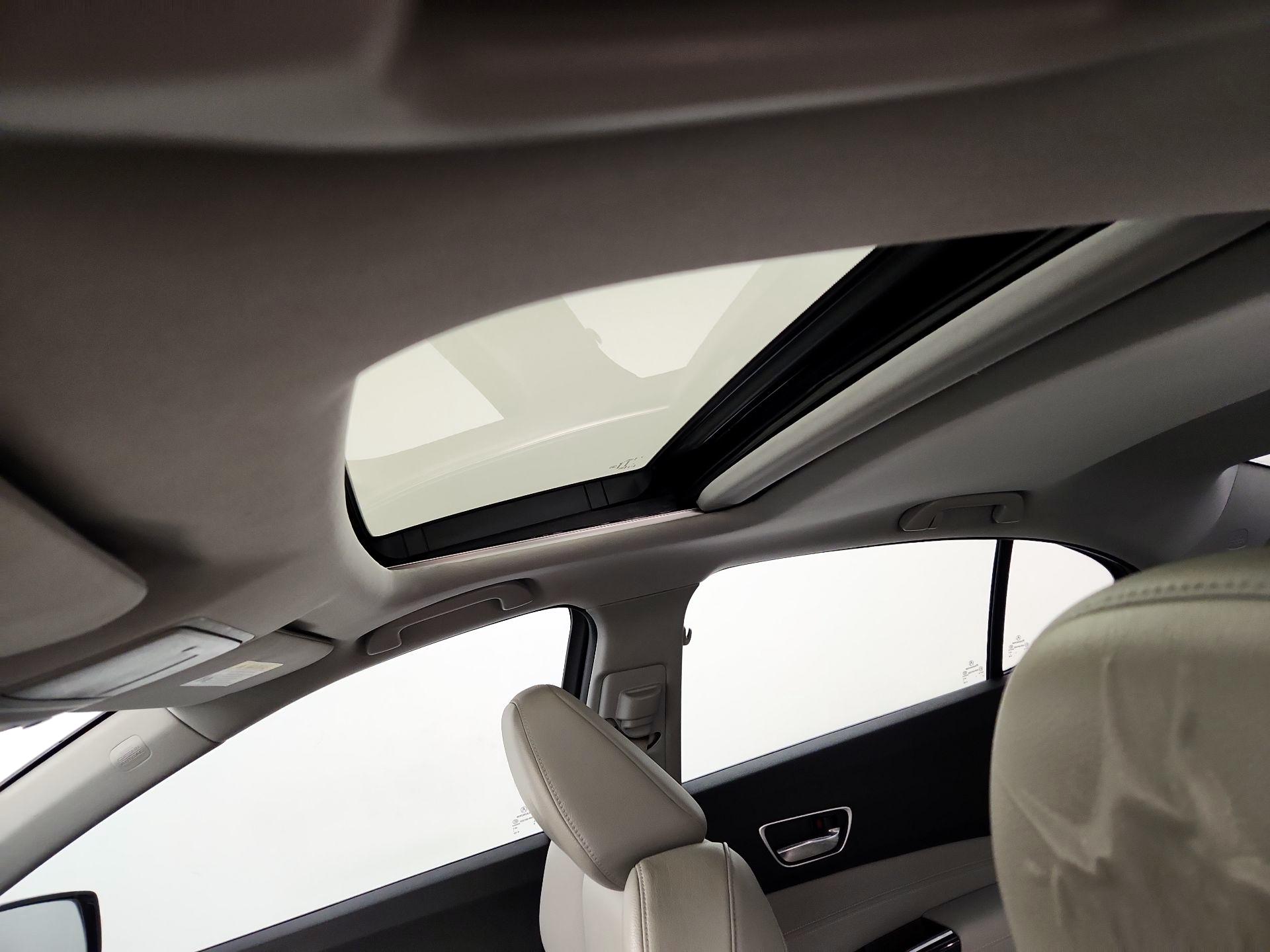 Thumbnail: 2019 Acura TLX - 19