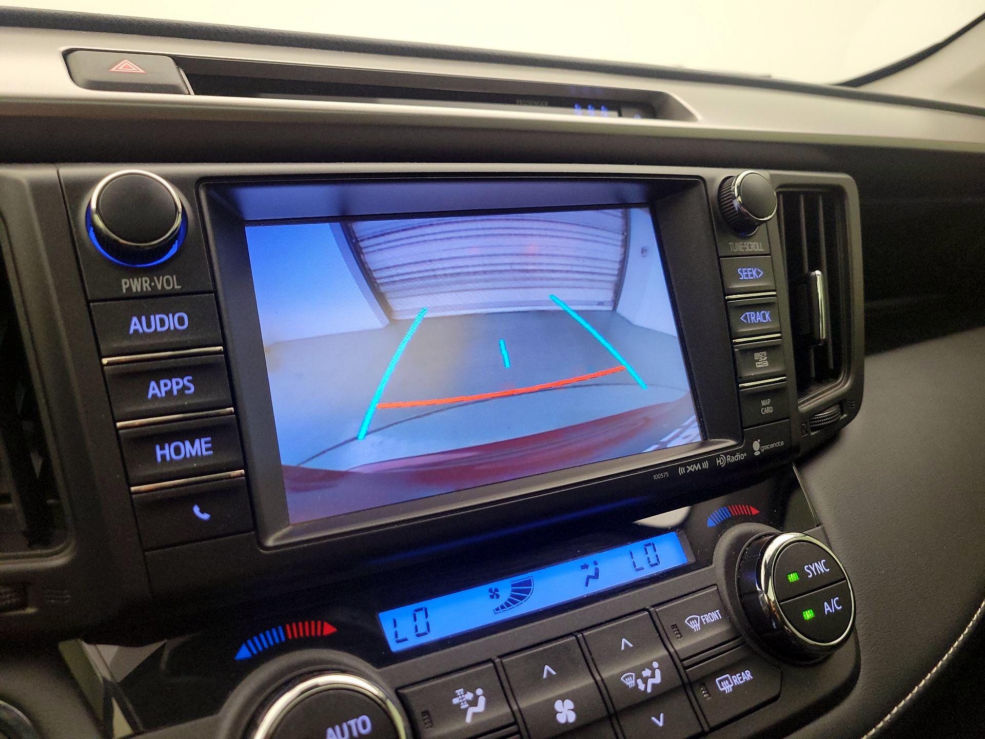 Thumbnail: 2018 Toyota RAV4 - 14