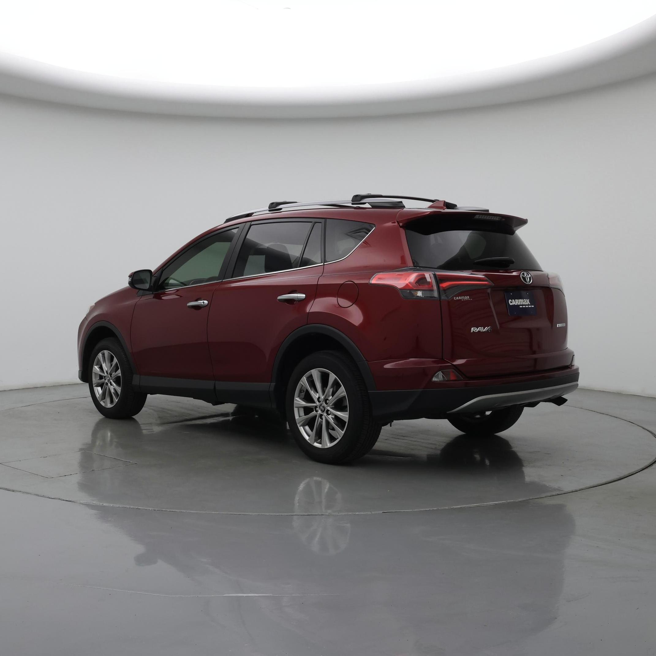 Thumbnail: 2018 Toyota RAV4 - 2