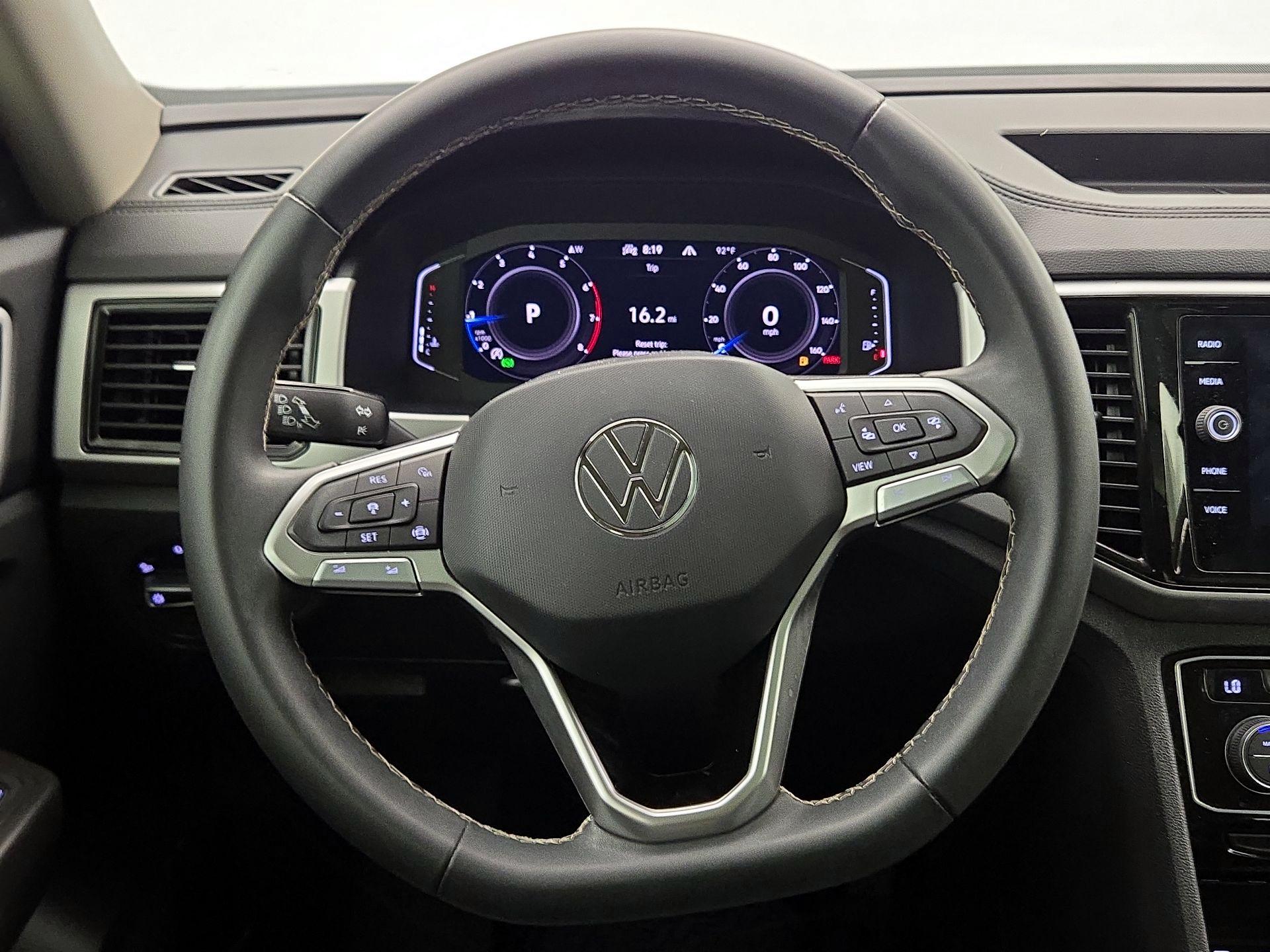 Thumbnail: 2023 Volkswagen Atlas - 10