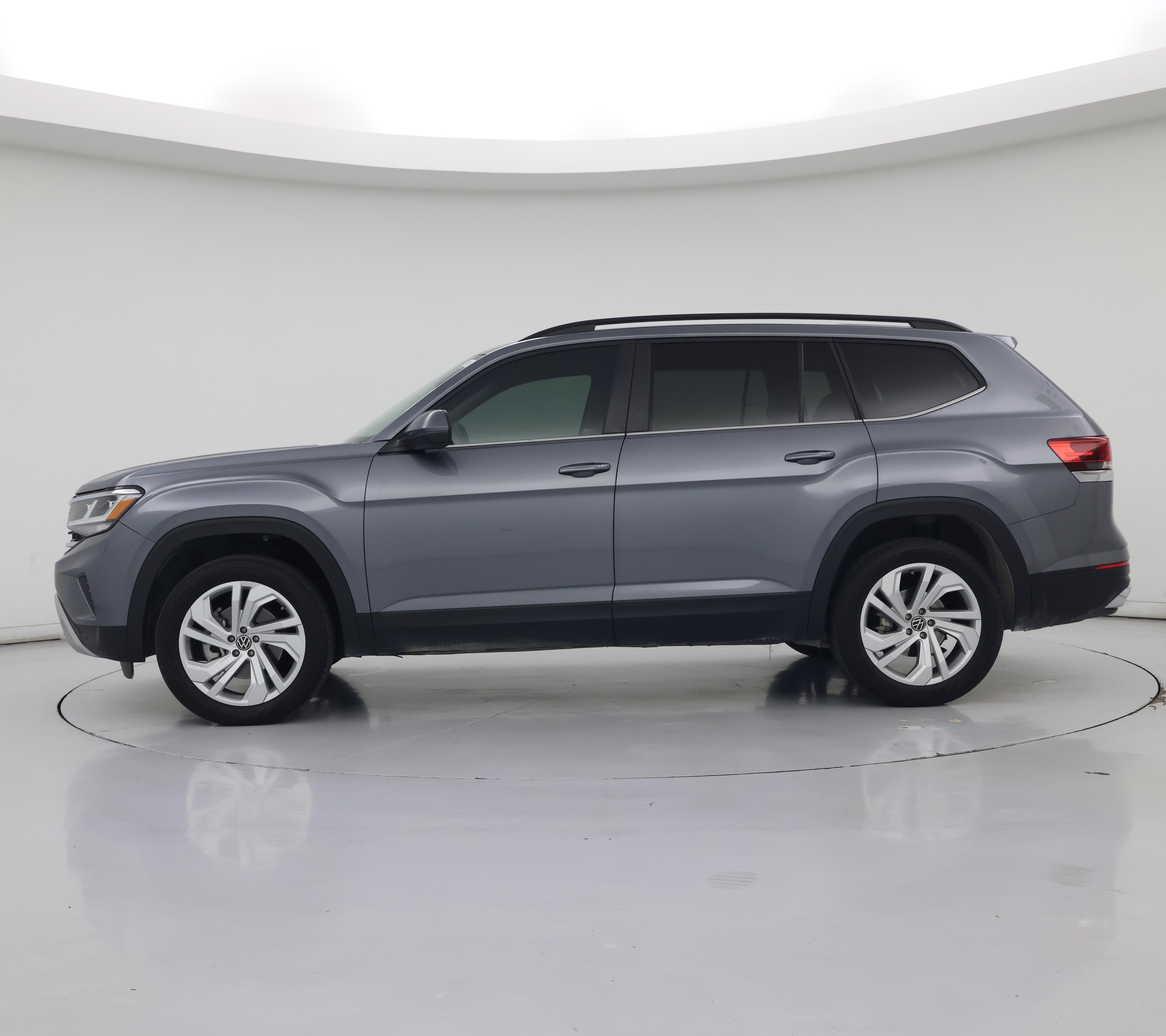 Thumbnail: 2023 Volkswagen Atlas - 3