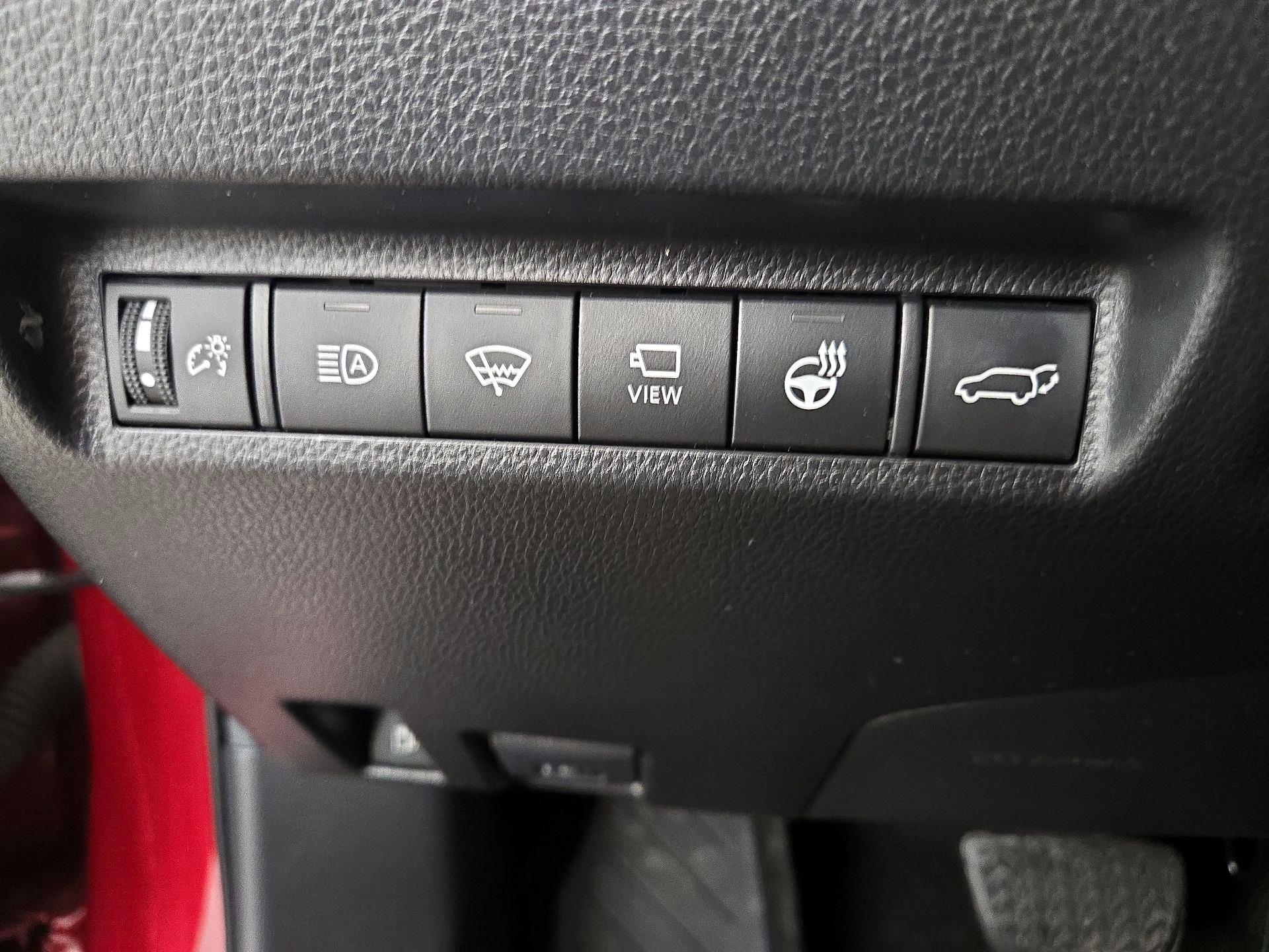 Thumbnail: 2019 Toyota RAV4 - 13