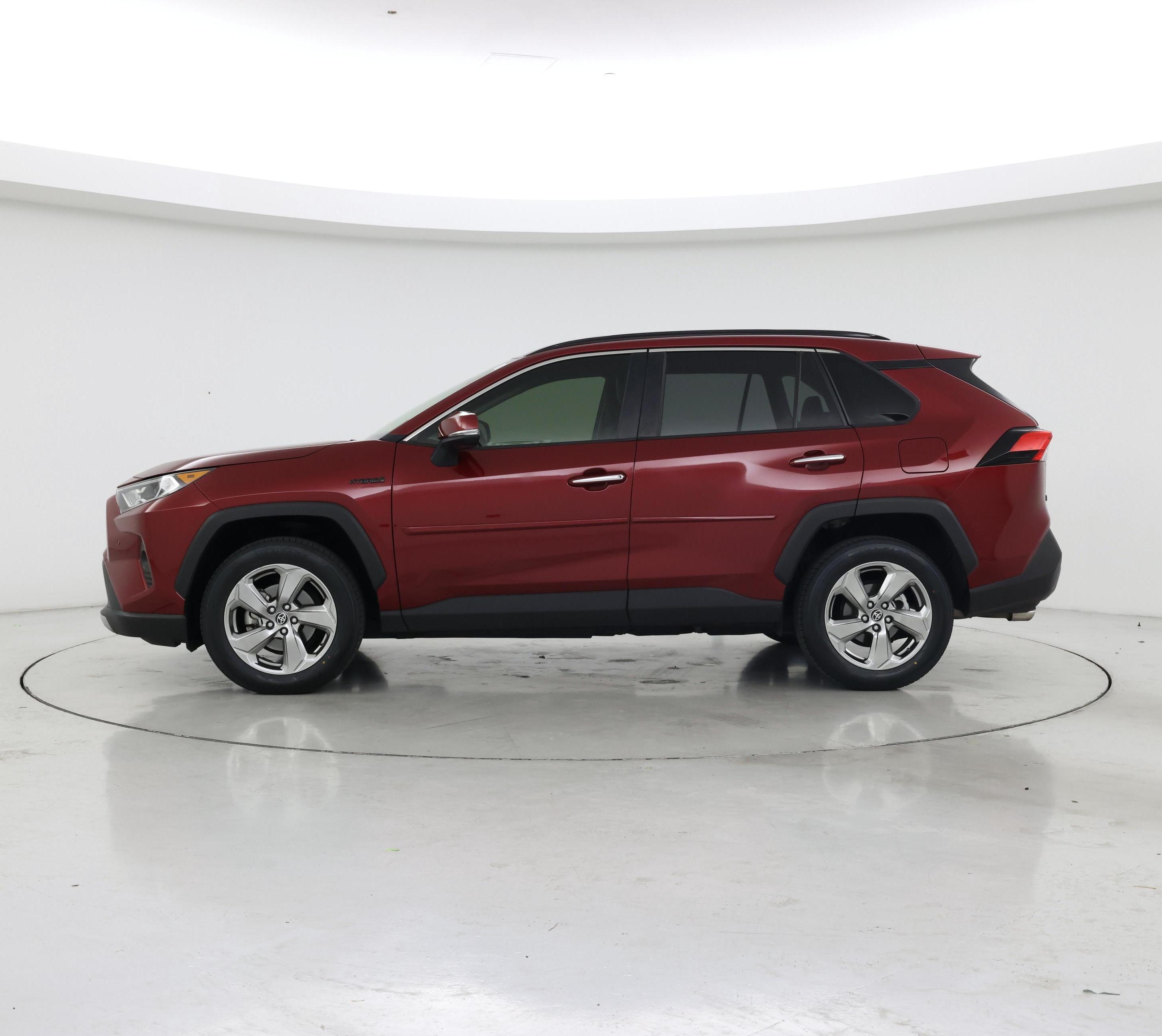 Thumbnail: 2019 Toyota RAV4 - 3