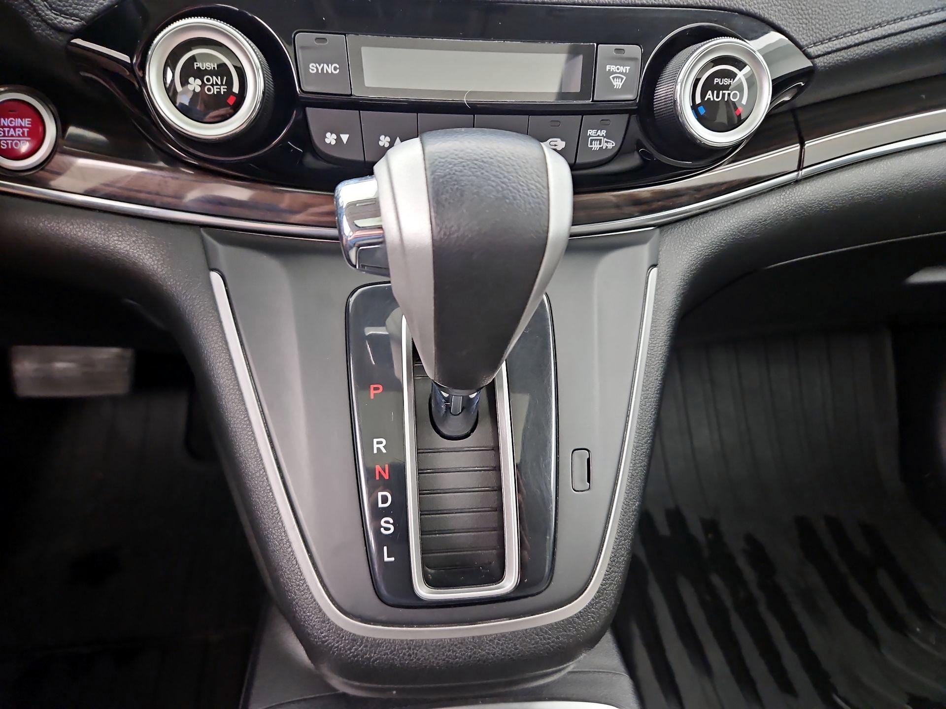 Thumbnail: 2015 Honda CR-V - 17