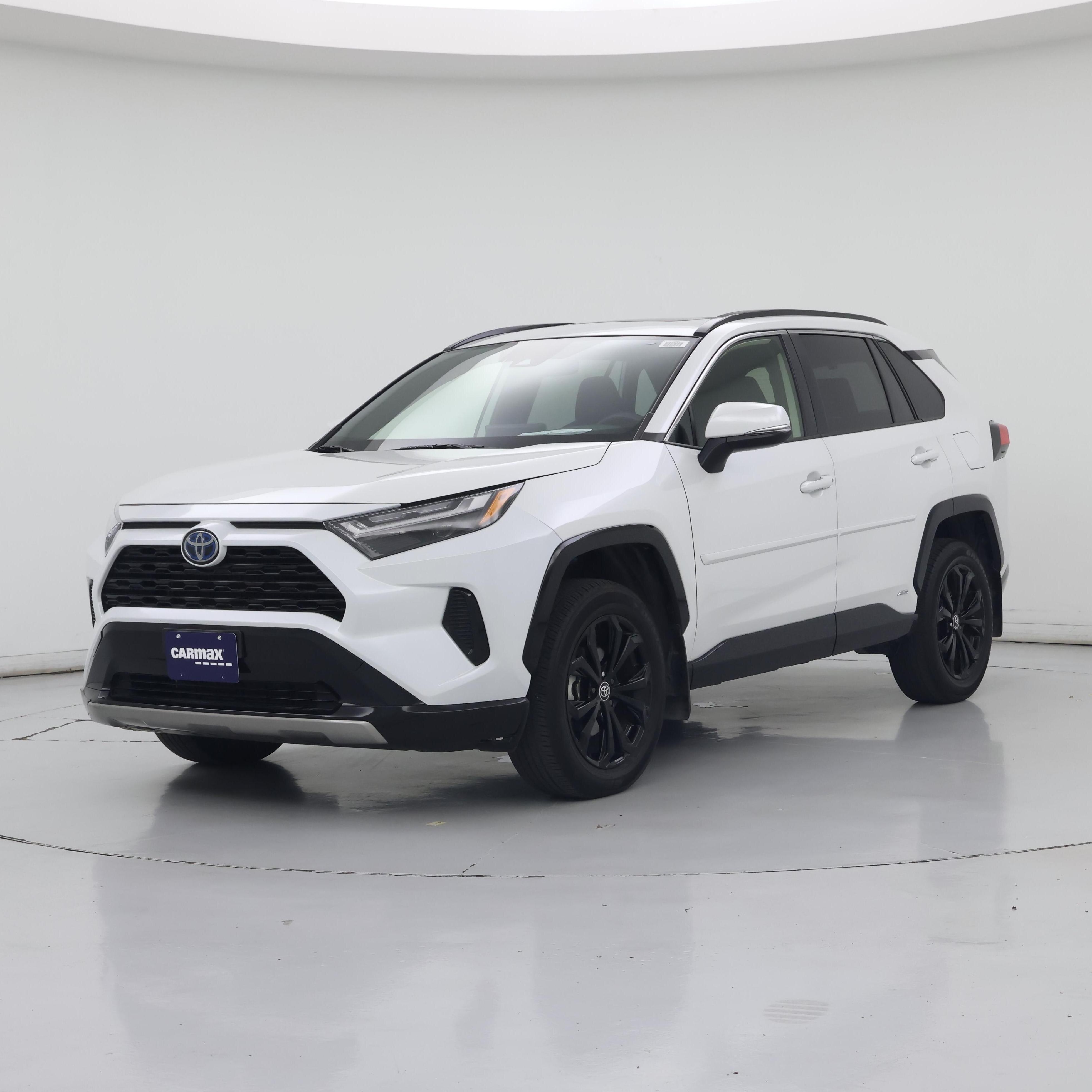 Thumbnail: 2023 Toyota RAV4 - 4