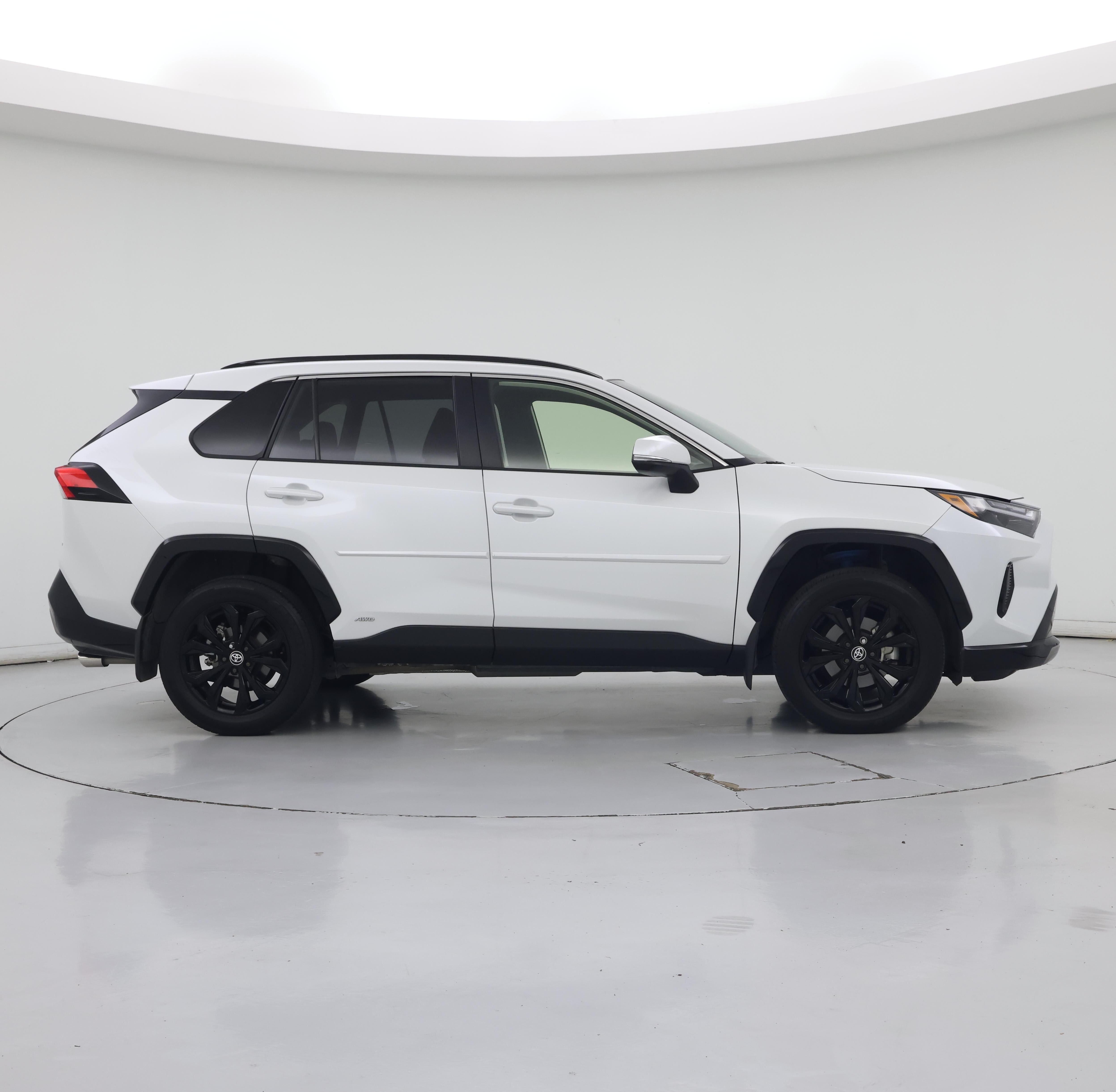 Thumbnail: 2023 Toyota RAV4 - 7