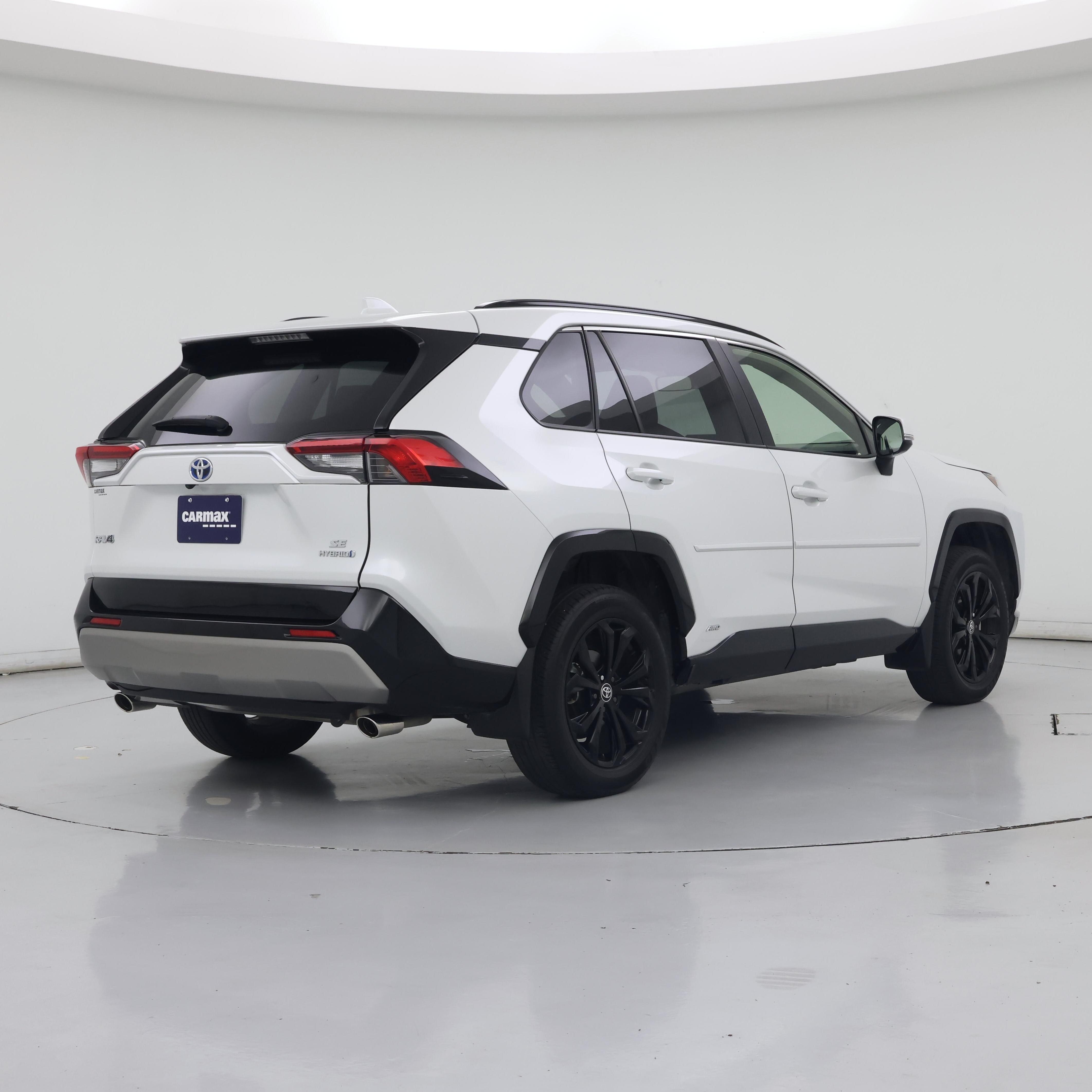 Thumbnail: 2023 Toyota RAV4 - 8