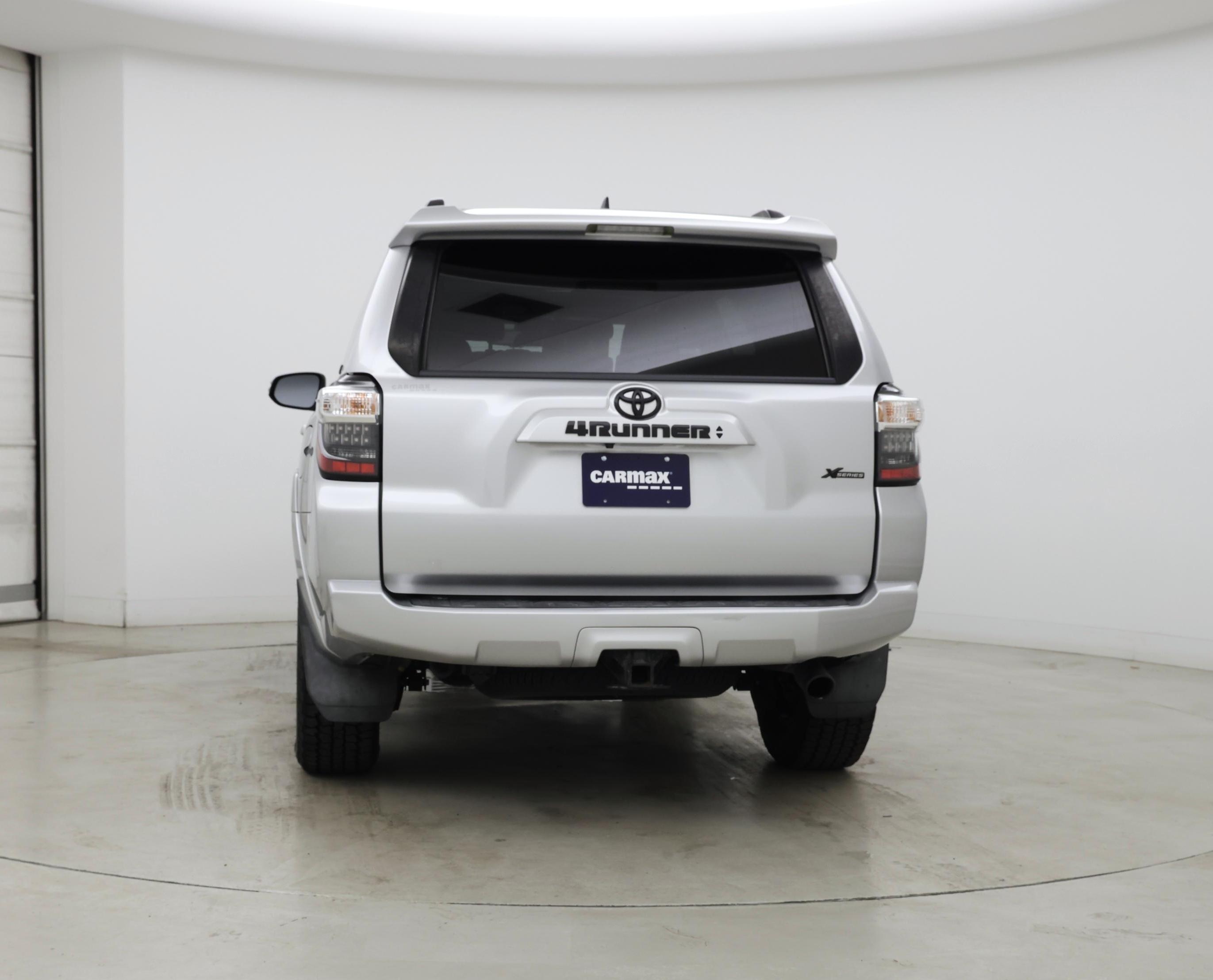Thumbnail: 2020 Toyota 4Runner - 6