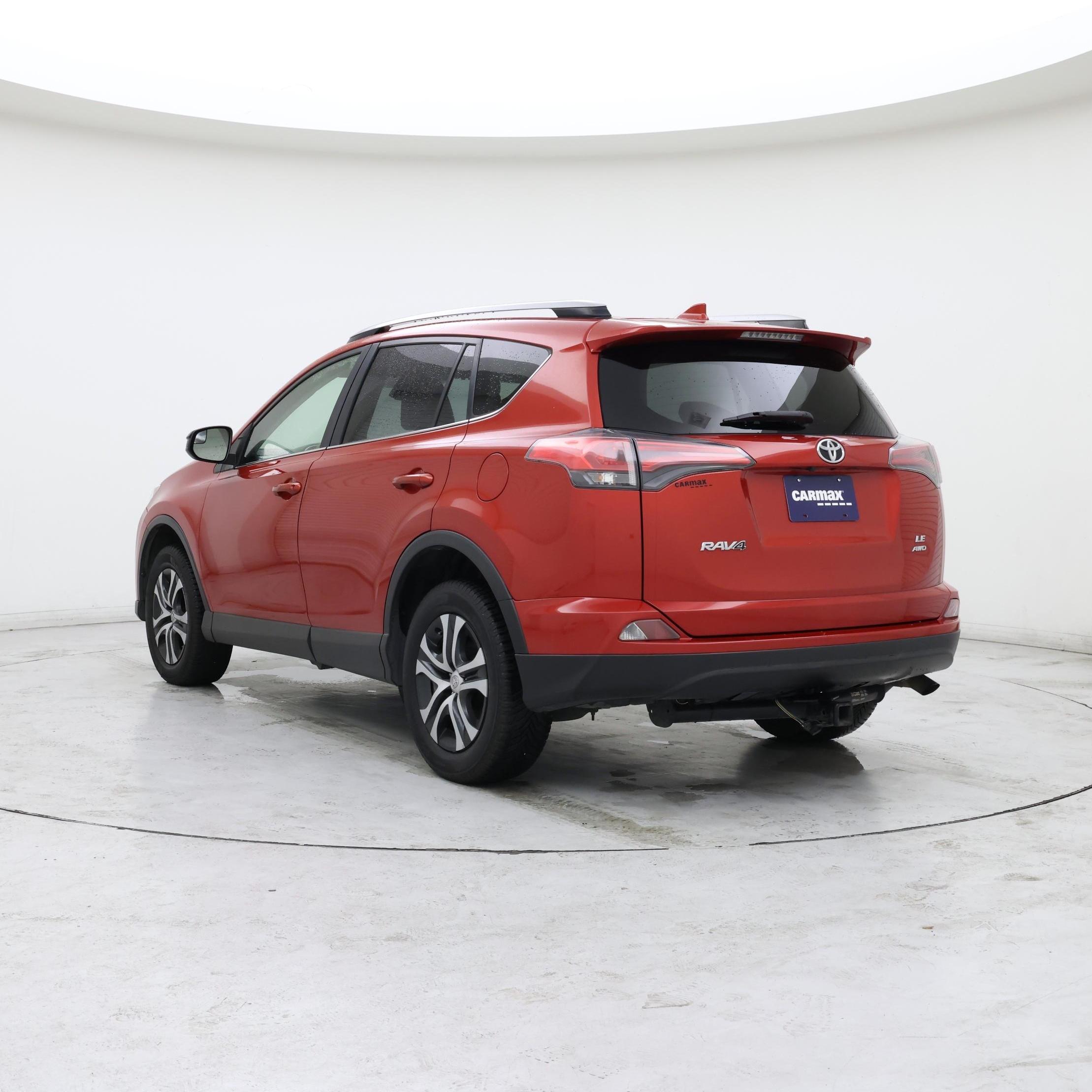 Thumbnail: 2017 Toyota RAV4 - 2