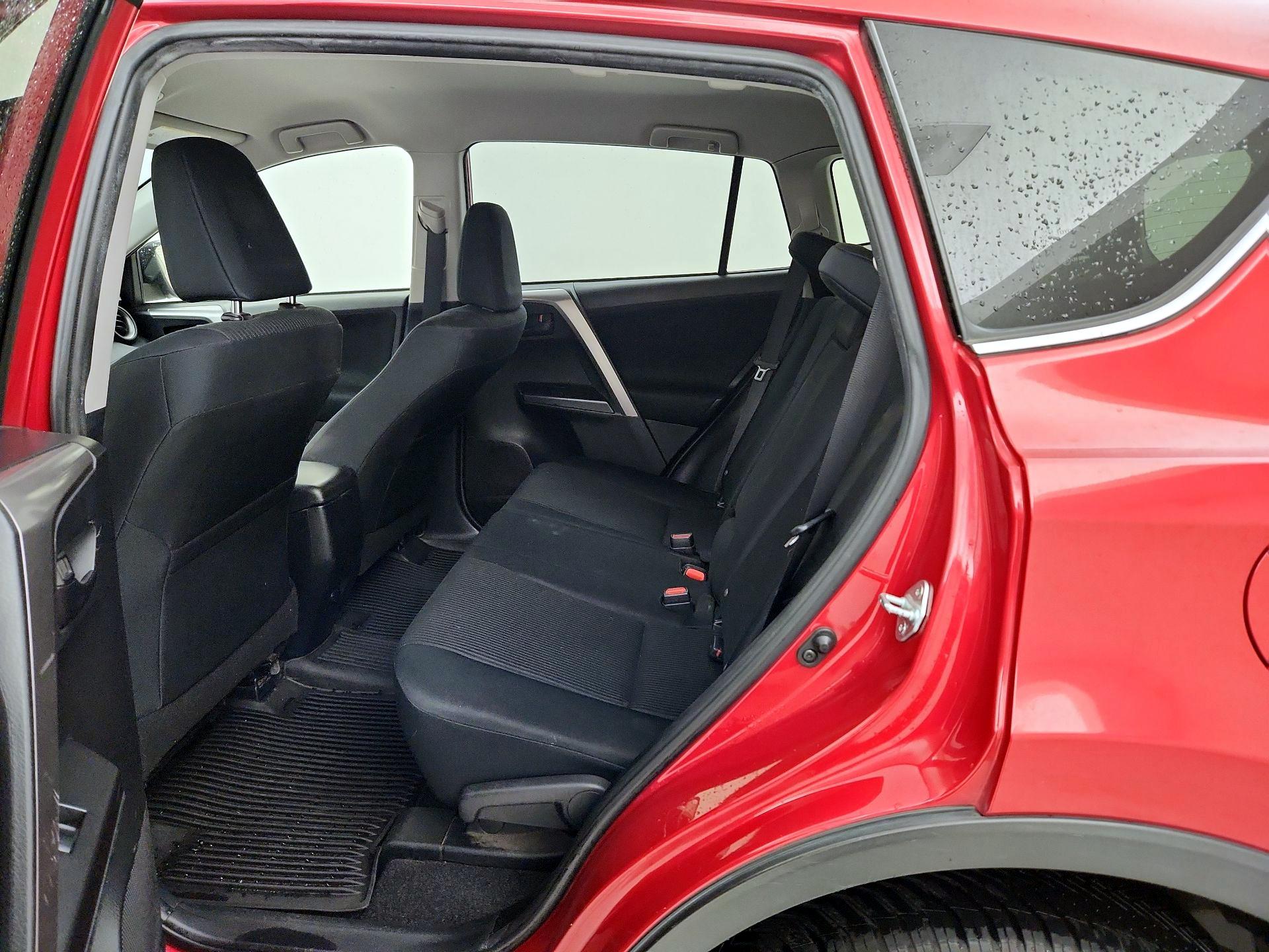 Thumbnail: 2017 Toyota RAV4 - 19