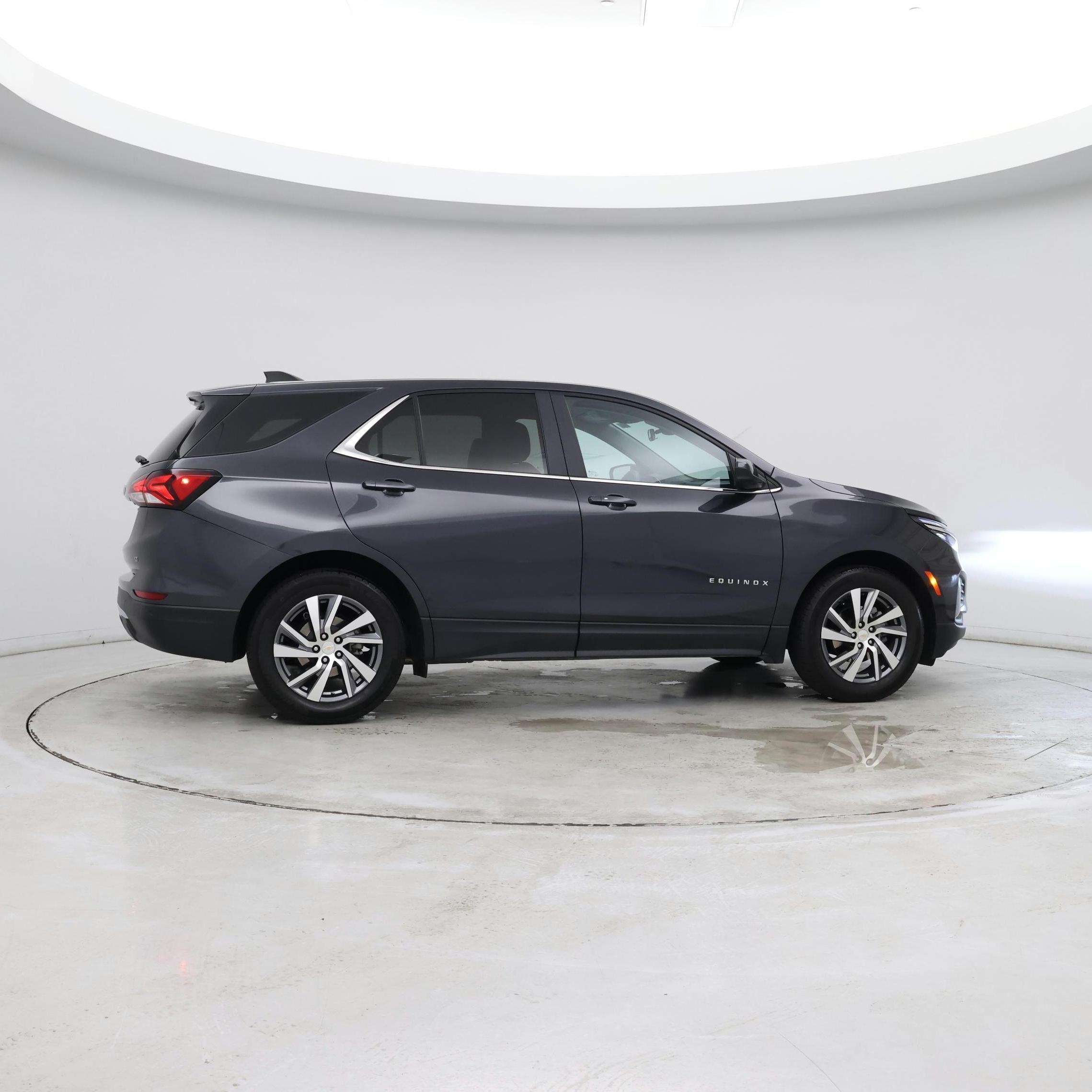 Thumbnail: 2023 Chevrolet Equinox - 8