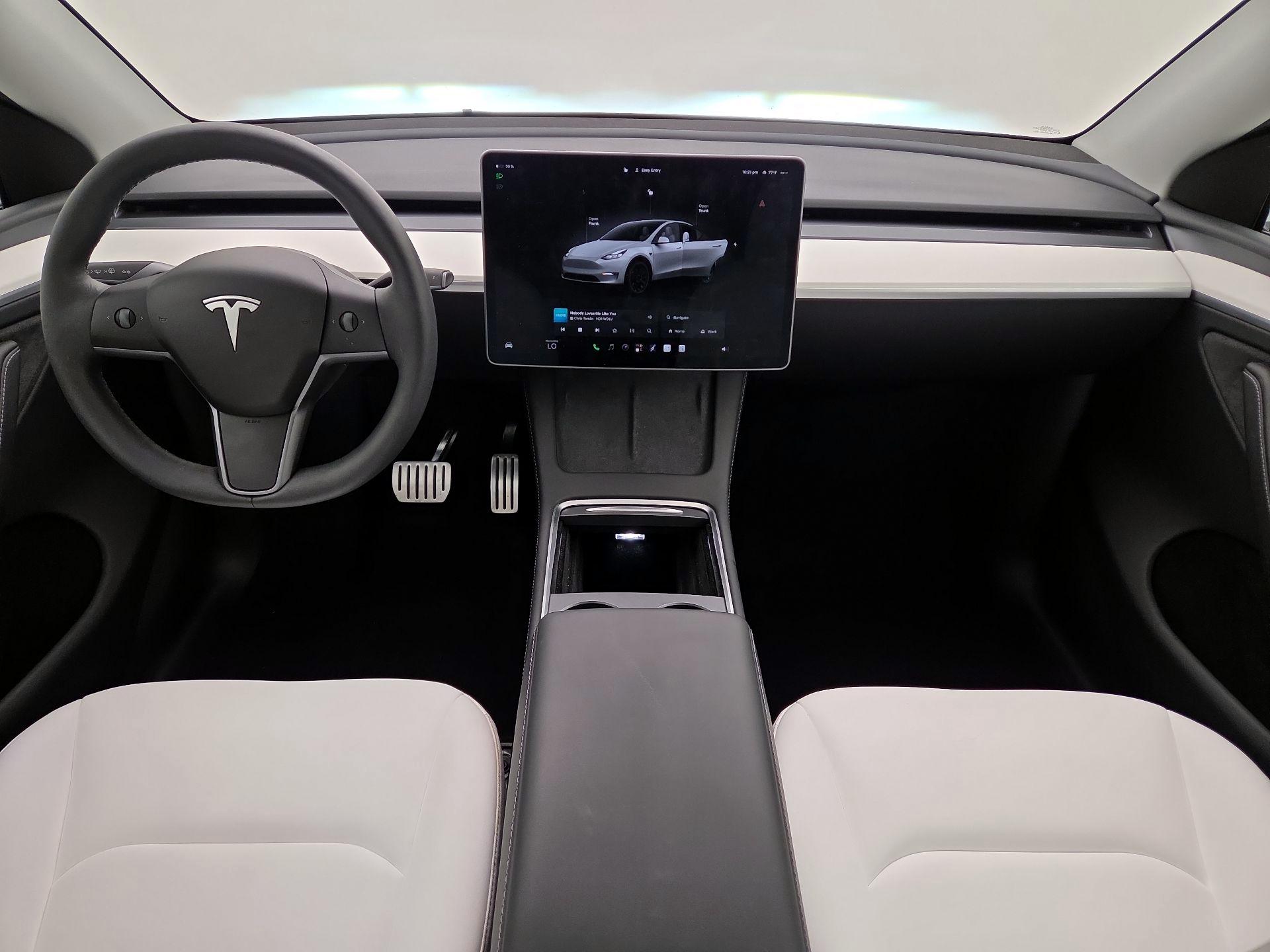 Thumbnail: 2025 Tesla Model Y - 9