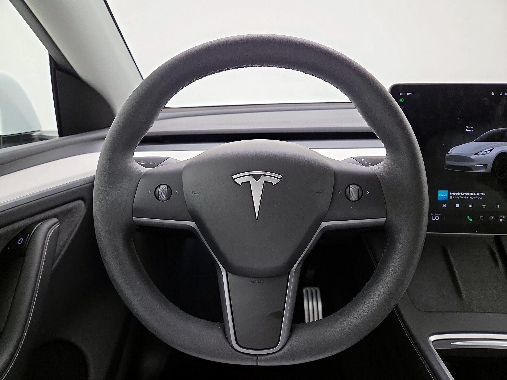 Thumbnail: 2025 Tesla Model Y - 10