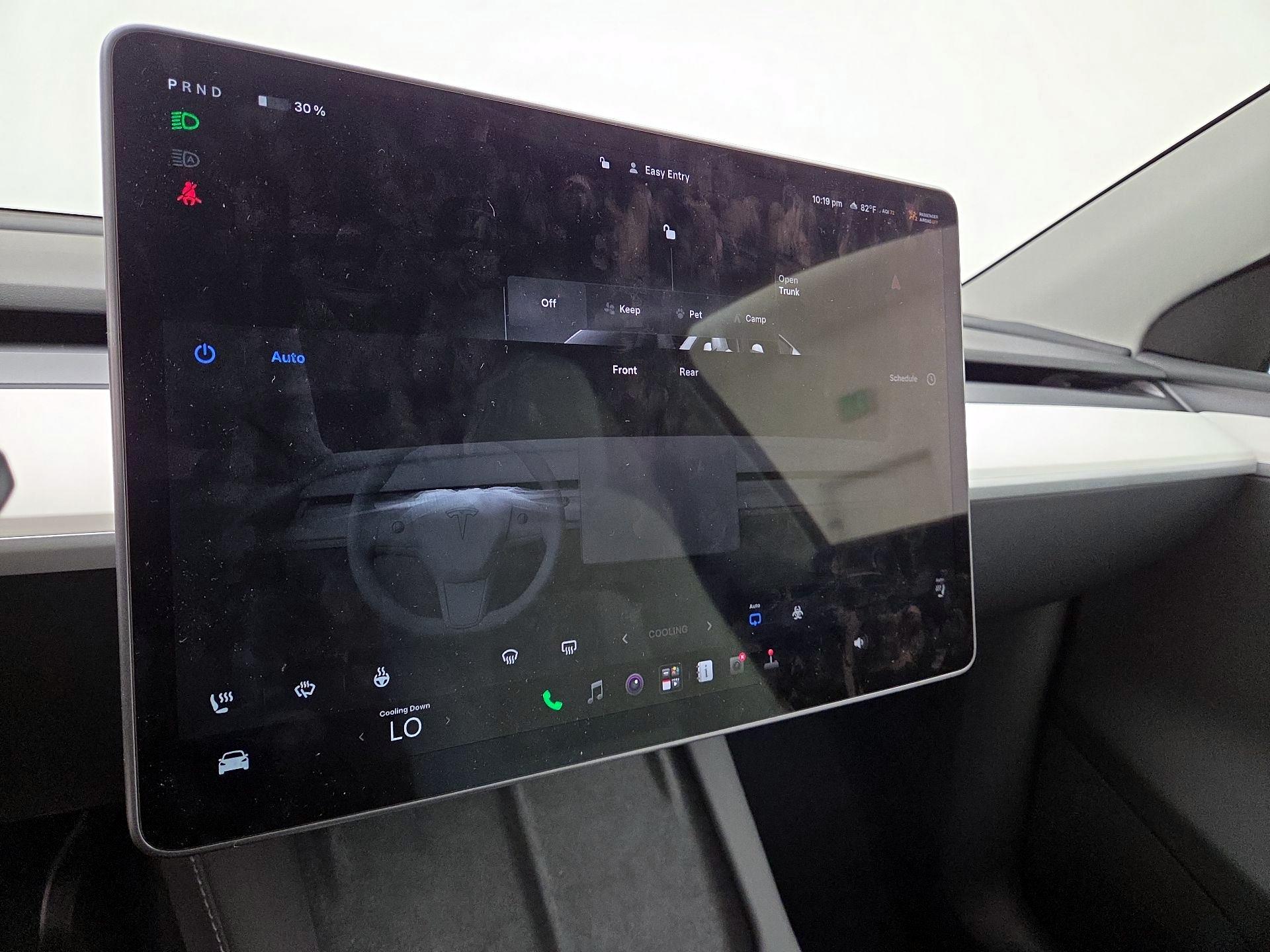 Thumbnail: 2025 Tesla Model Y - 17