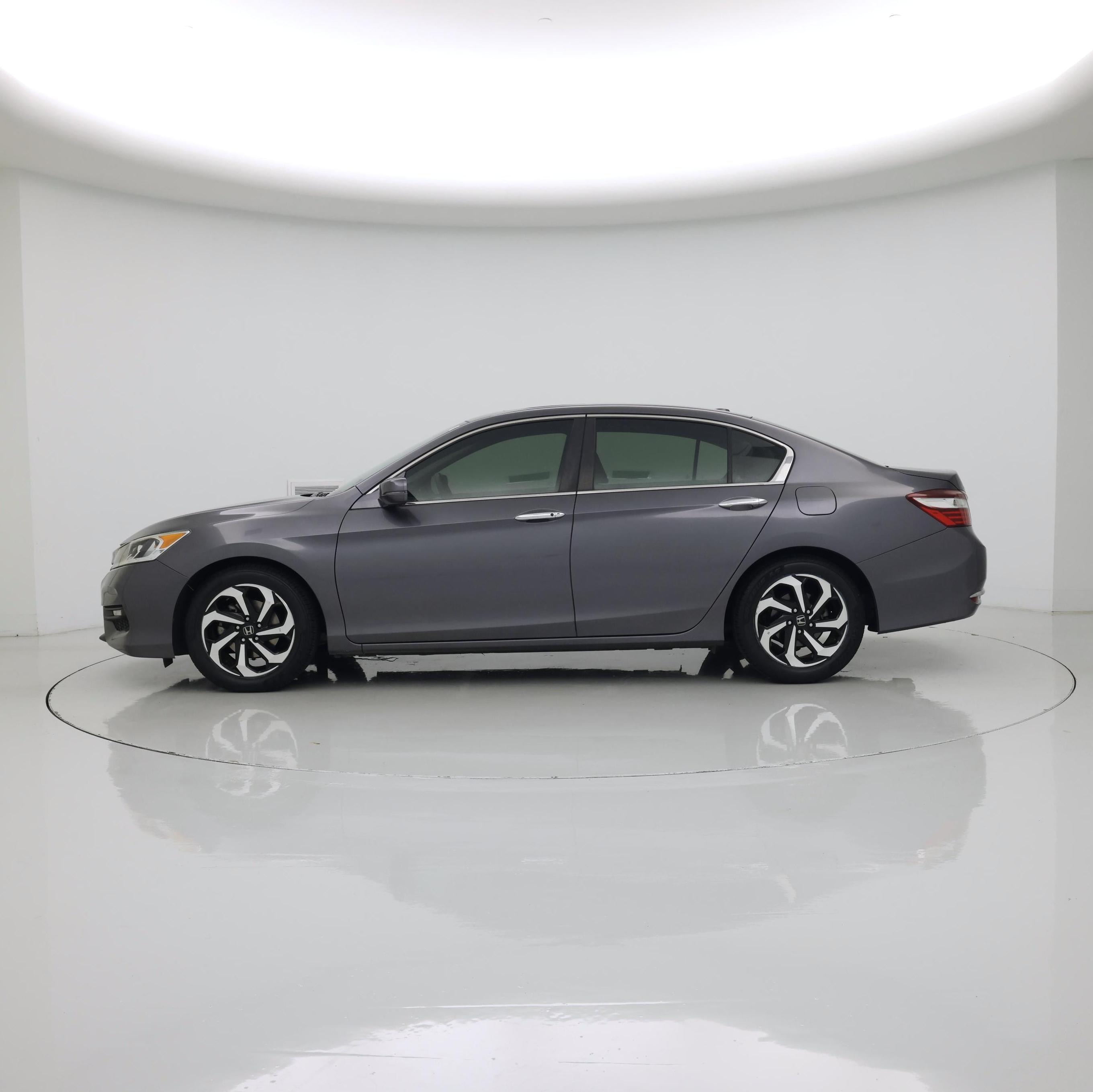 Thumbnail: 2017 Honda Accord - 3